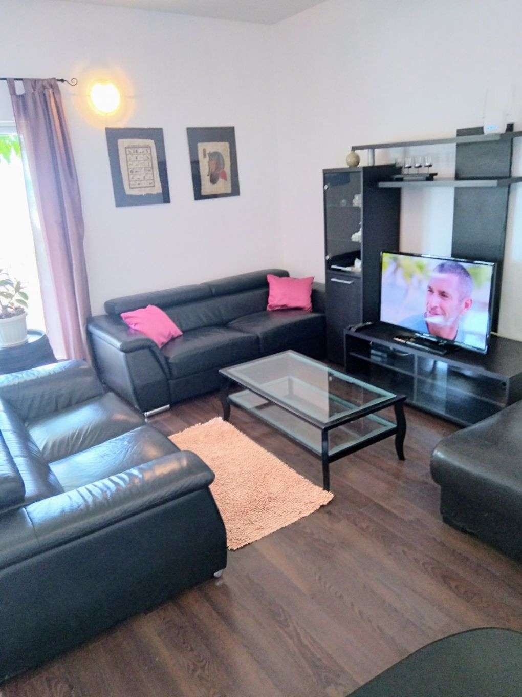 Three bedroom apartment with terrace and sea view Makarska  A-a