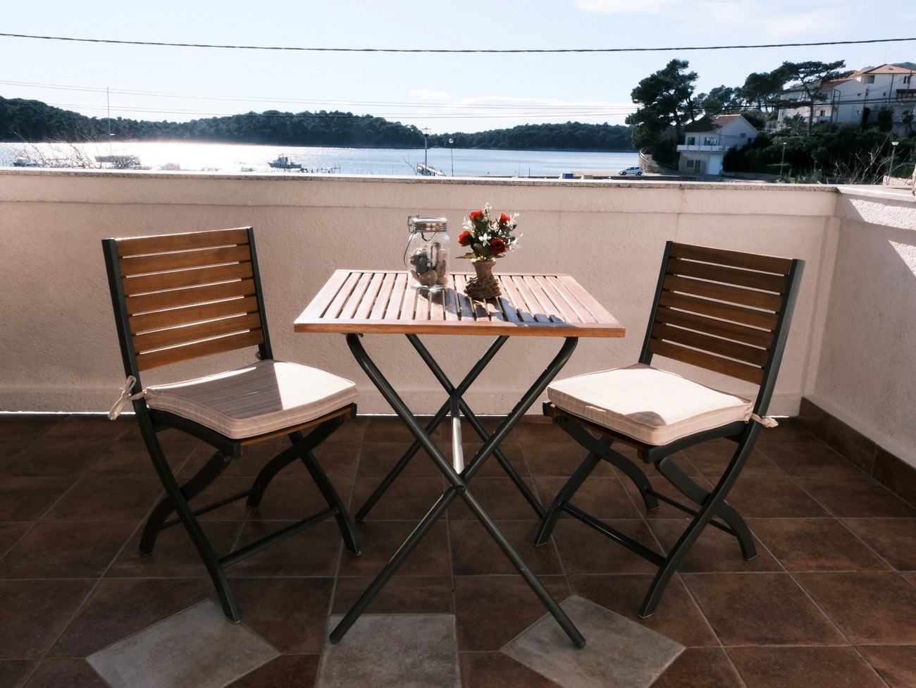 One bedroom apartment with balcony and sea view Palit, Rab (A-22493-a)