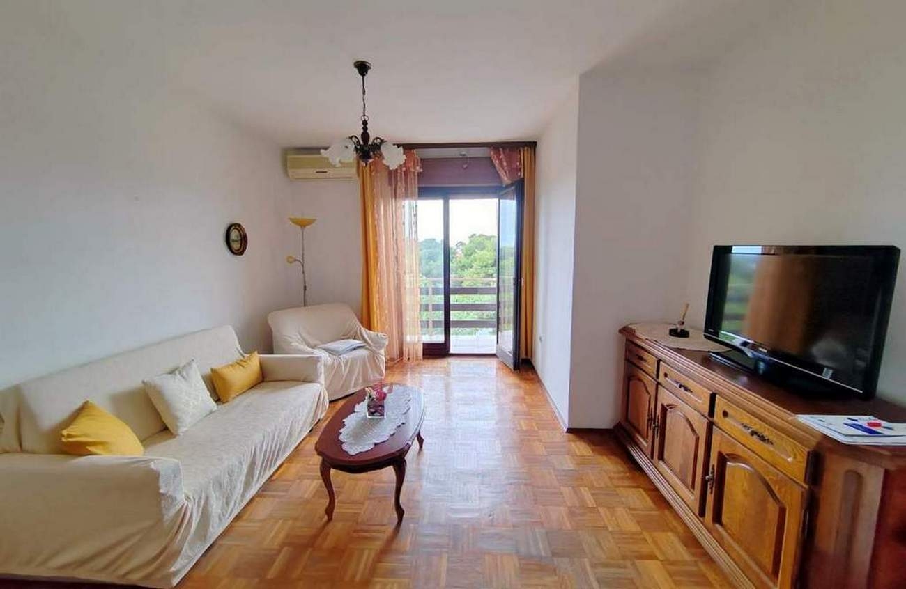 One bedroom apartment with balcony and sea view Rab (A-22497-b) One bedroom apartment with balcony and sea view Rab (A-22497-b)