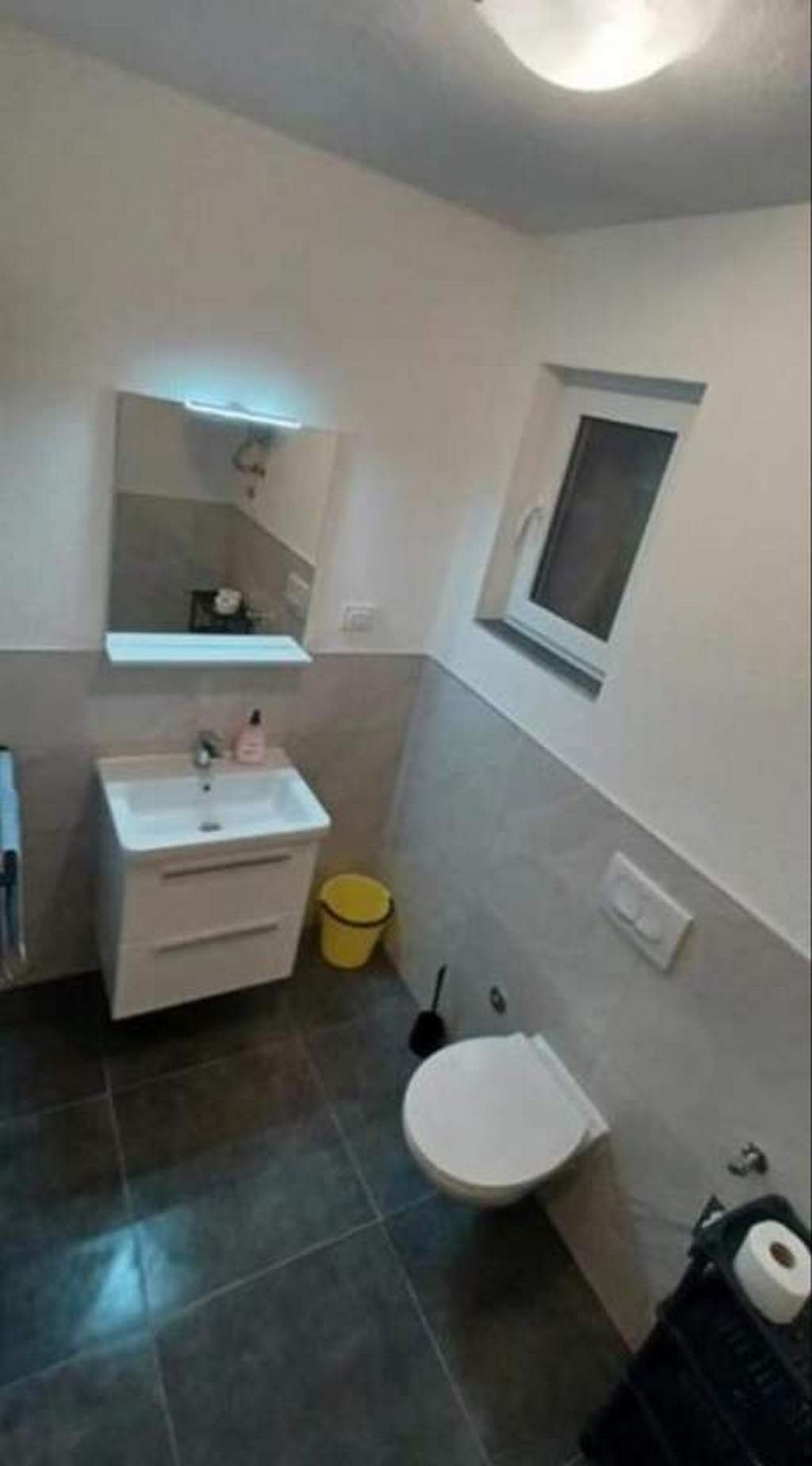 Top Rab Barbat Top Rab Barbat