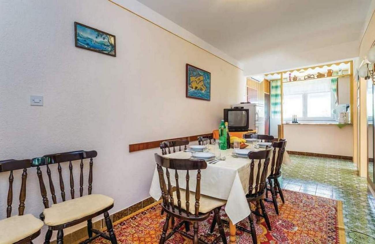 Top Rab Barbat Top Rab Barbat