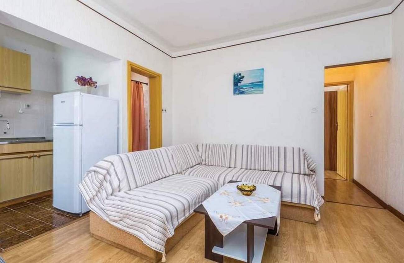 Two bedroom apartment with terrace and sea view Barbat, Rab (A-22498-b) Two bedroom apartment with terrace and sea view Barbat, Rab (A-22498-b)