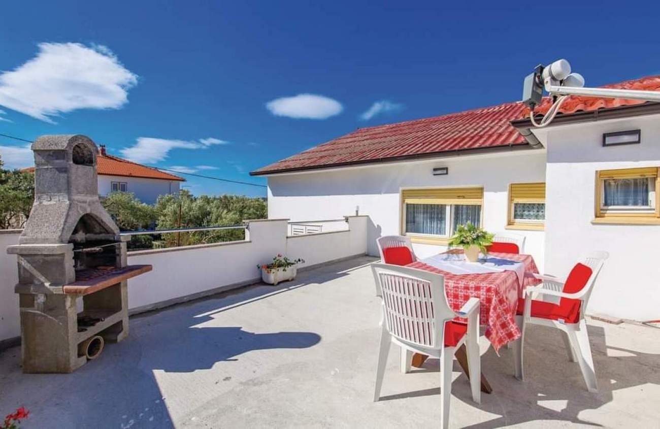 Two bedroom apartment with terrace and sea view Barbat, Rab (A-22498-b) Two bedroom apartment with terrace and sea view Barbat, Rab (A-22498-b)