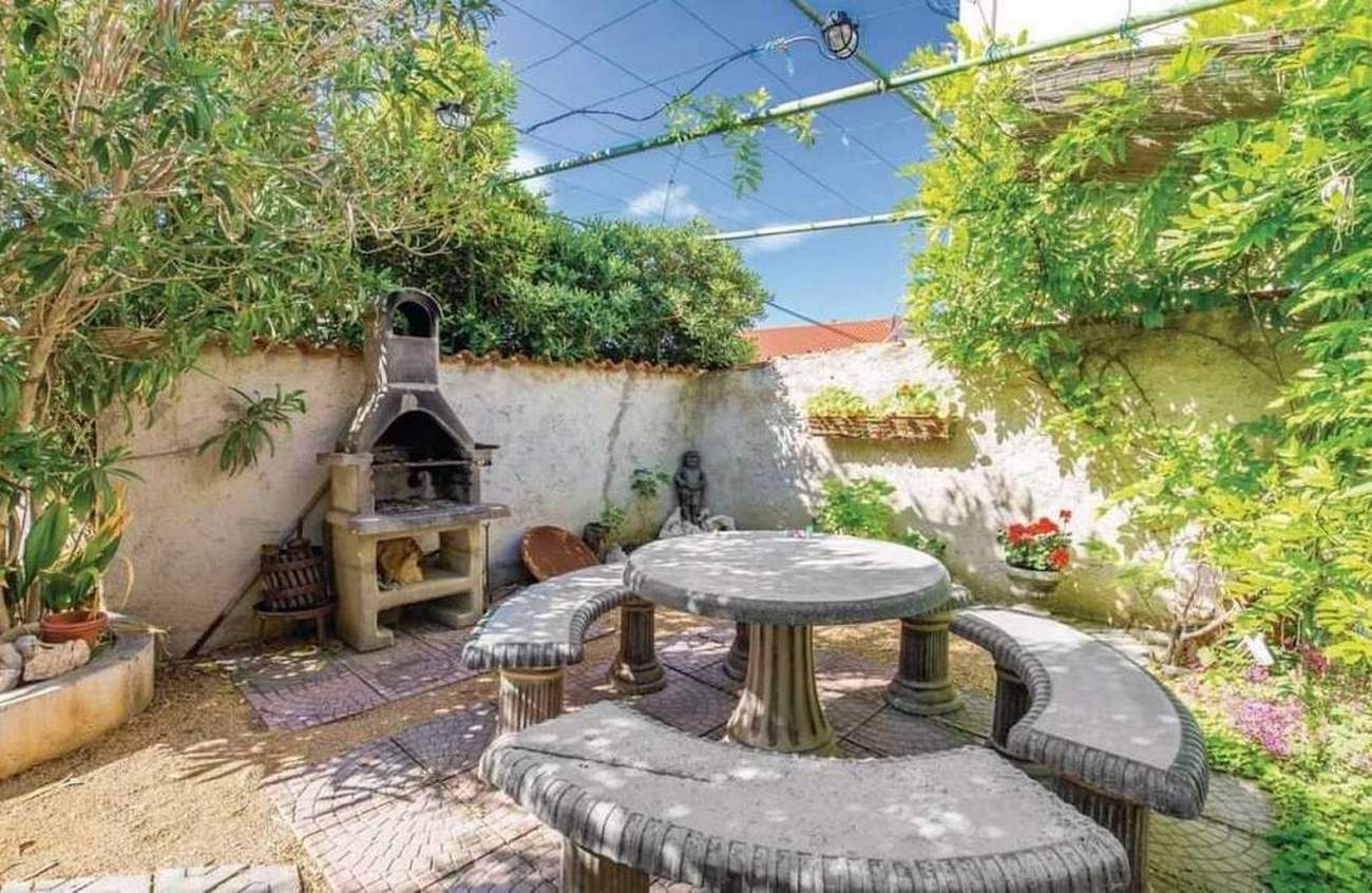 Top Rab Barbat Top Rab Barbat