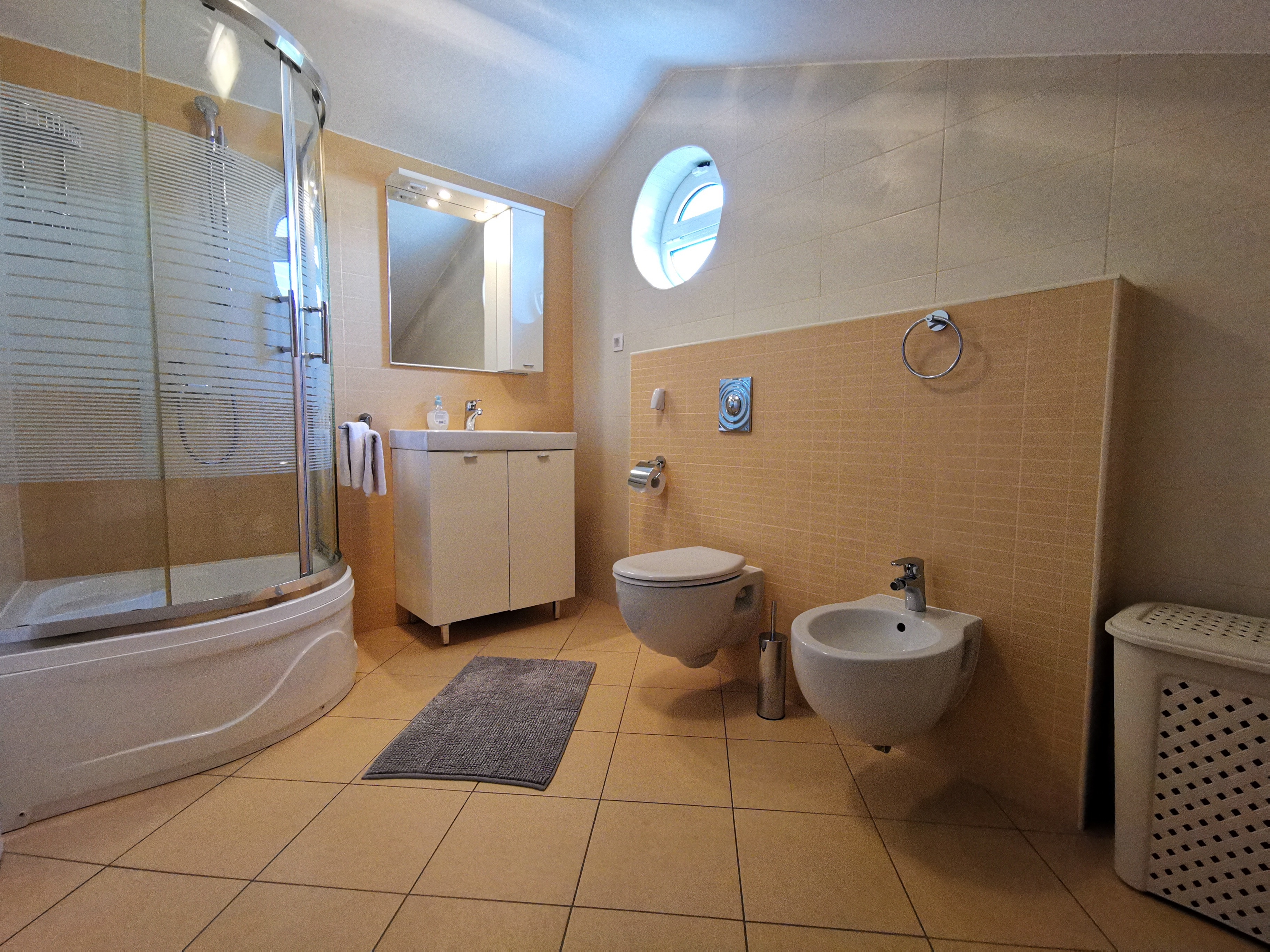 Three bedroom apartment near beach Dramalj, Crikvenica  A-a