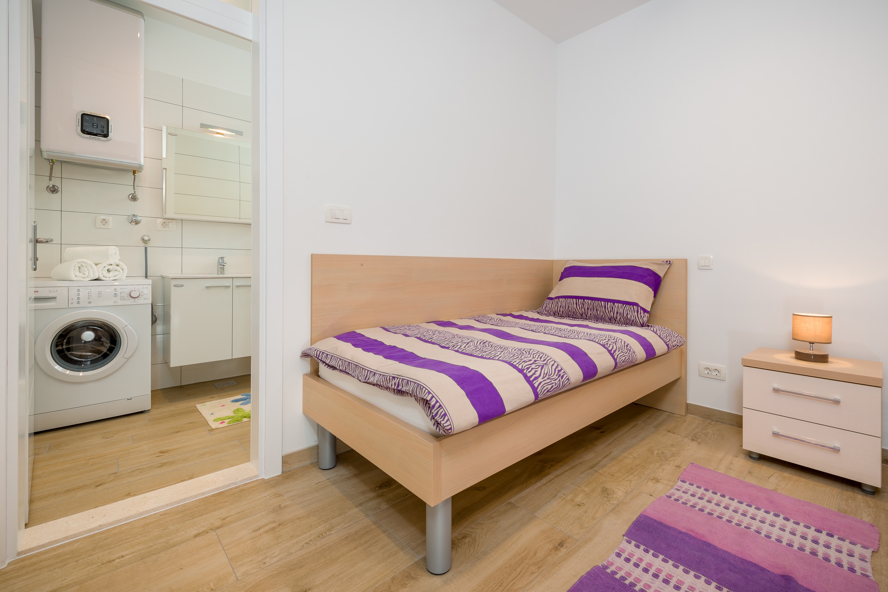 One bedroom apartment with terrace Hvar  A-b