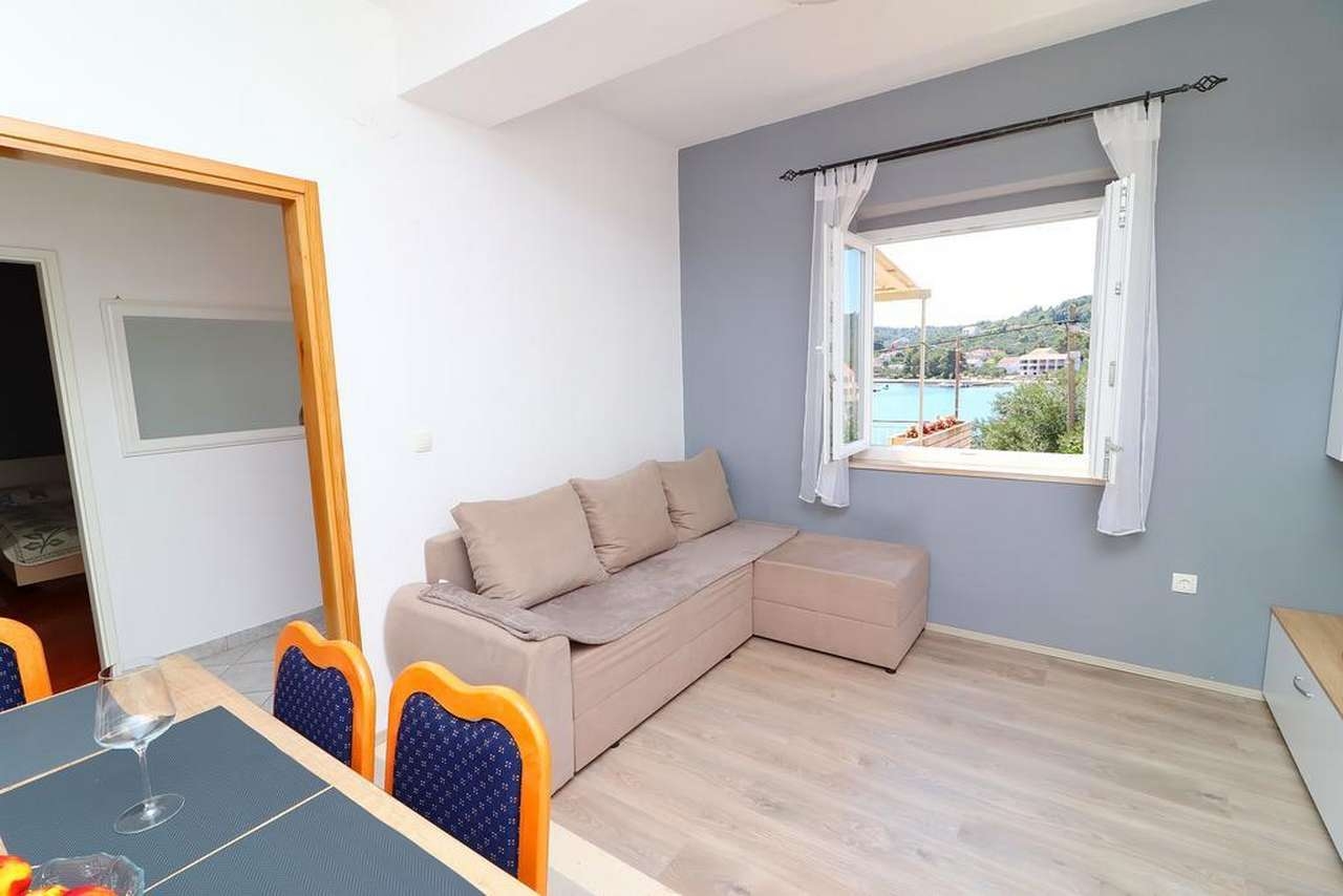 Two bedroom apartment near beach Lumbarda, Korčula (A-22503-a) Two bedroom apartment near beach Lumbarda, Korčula (A-22503-a)