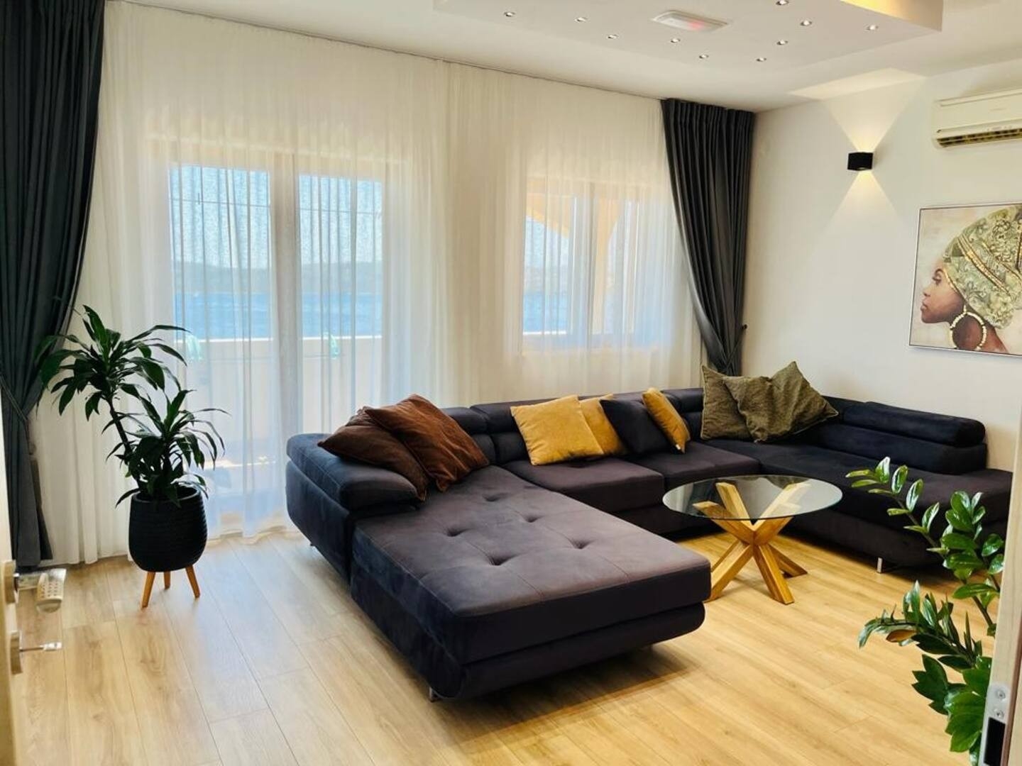 Three bedroom apartment with terrace and sea view Trogir (A-22505-a) Three bedroom apartment with terrace and sea view Trogir (A-22505-a)