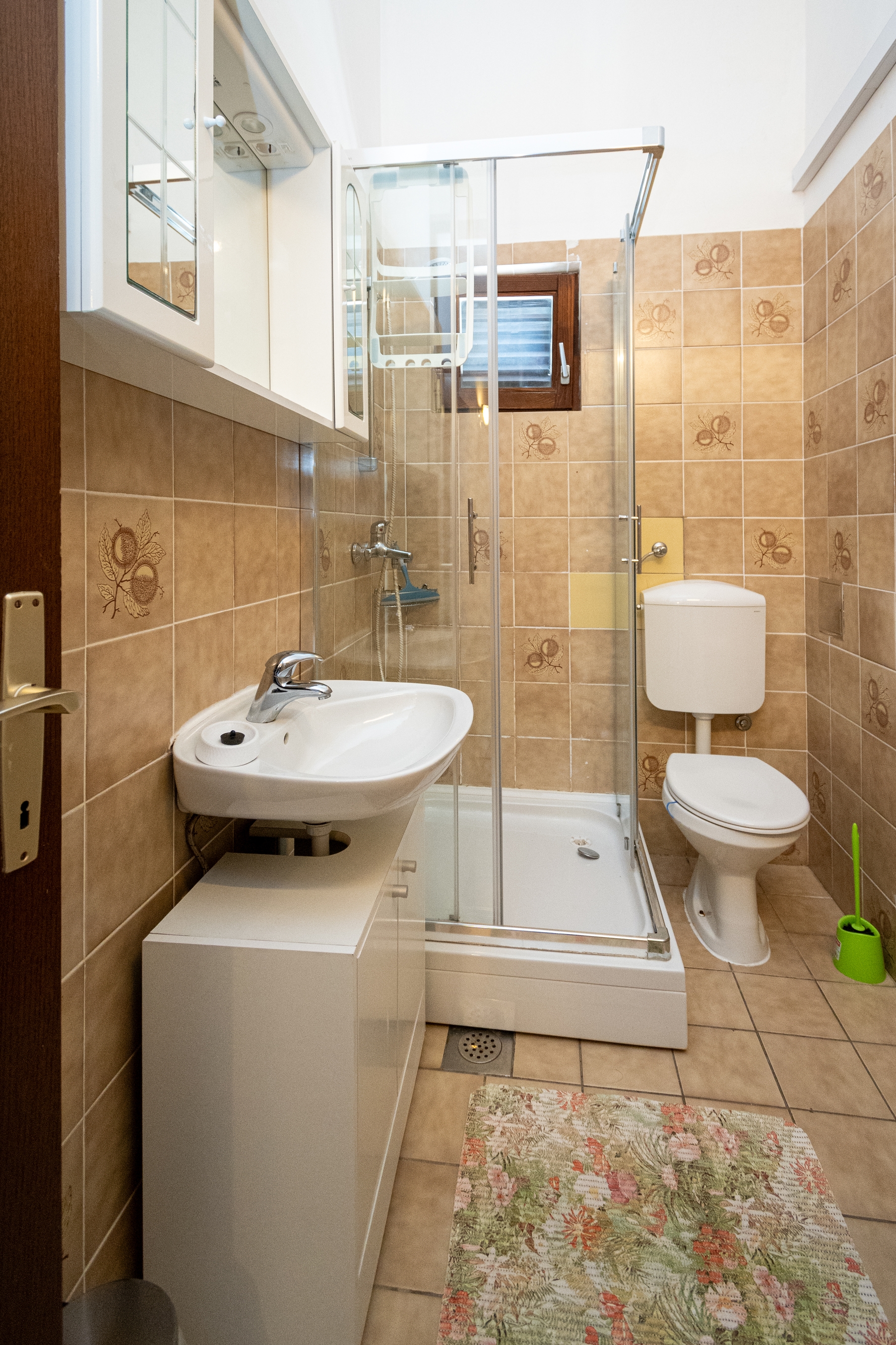 One bedroom apartment near beach Bibinje, Zadar  A-a