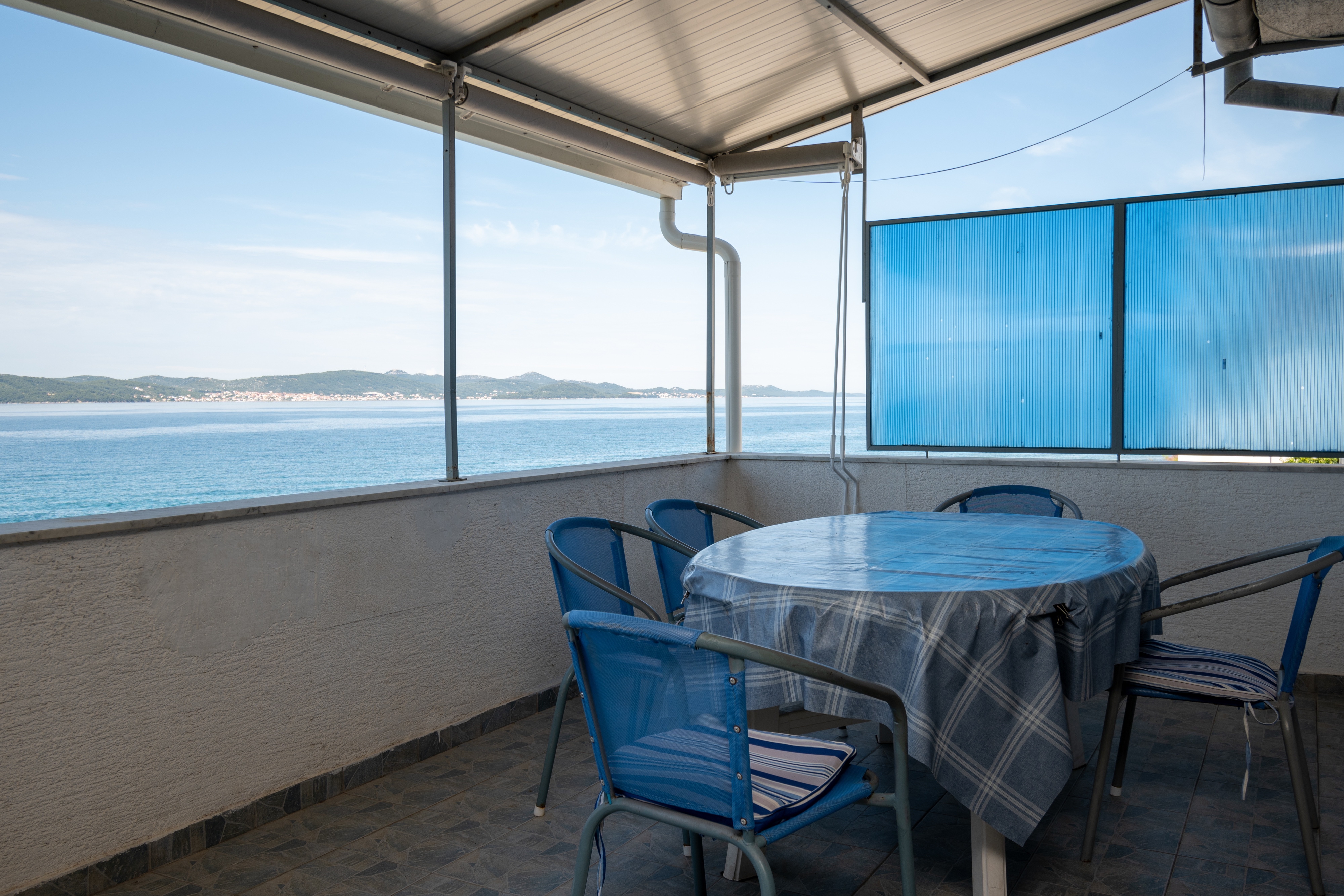 One bedroom apartment near beach Bibinje, Zadar (A-22508-a)