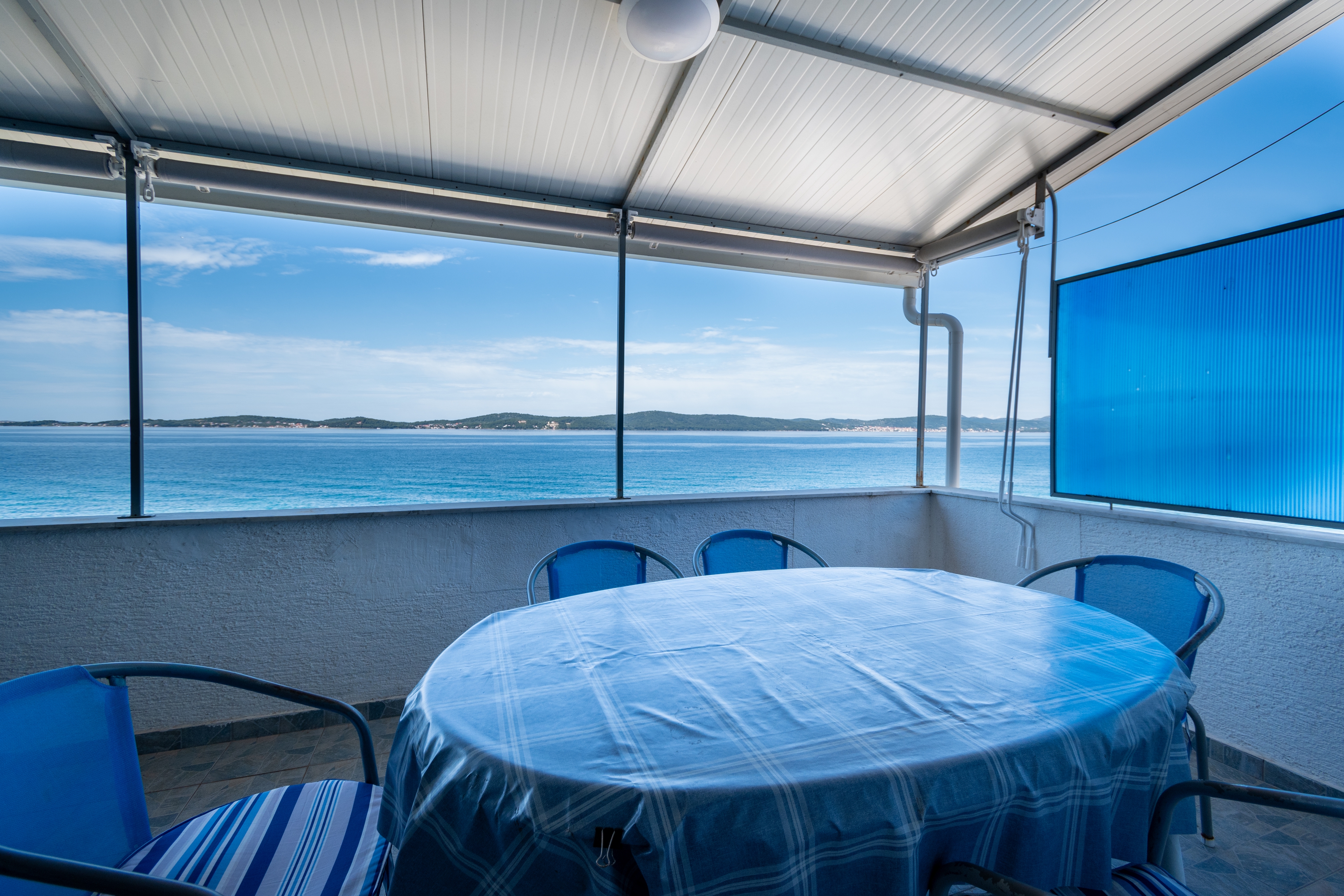 One bedroom apartment near beach Bibinje, Zadar  A-a