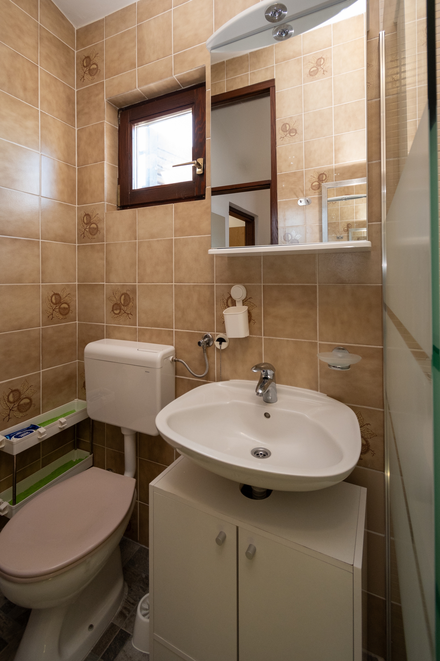 One bedroom apartment near beach Bibinje, Zadar  A-c