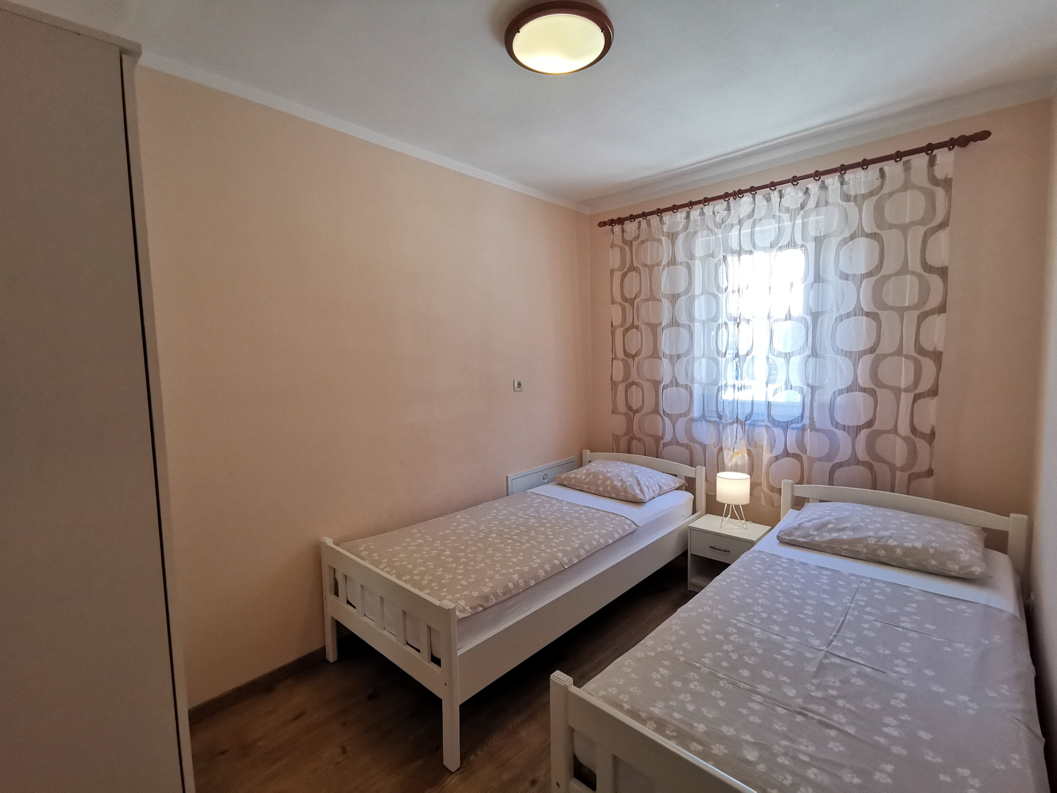 Two bedroom apartment with balcony and sea view Crikvenica  A-a