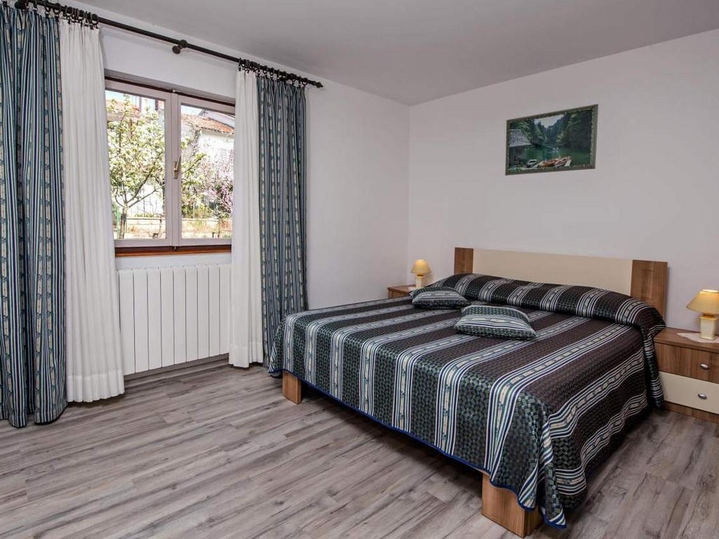 Three bedroom apartment with balcony Rovinj  A-a