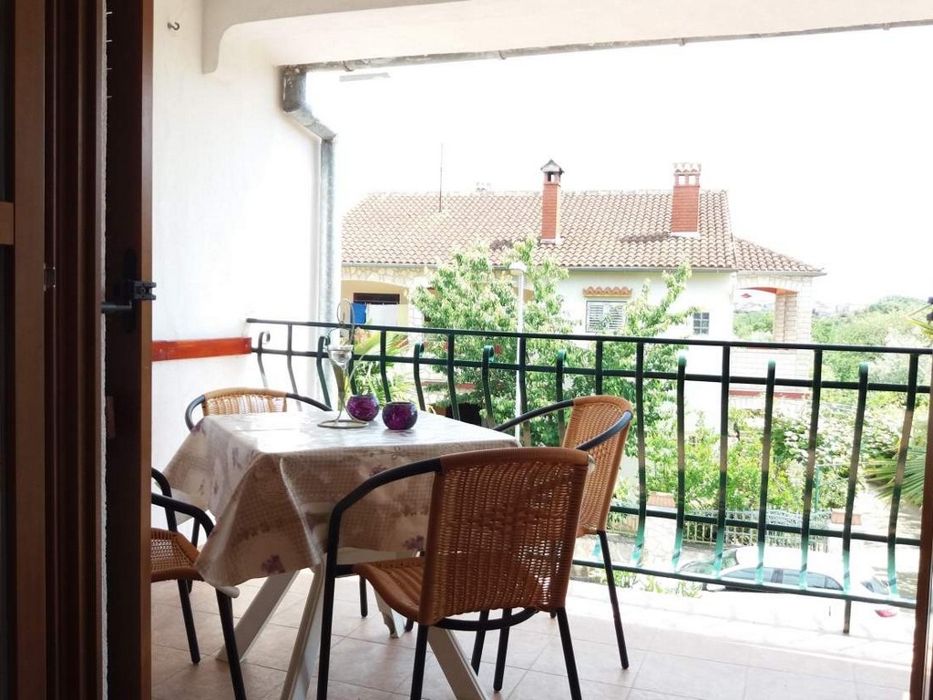 Two bedroom apartment with balcony Rovinj (A-22528-a) Two bedroom apartment with balcony Rovinj (A-22528-a)