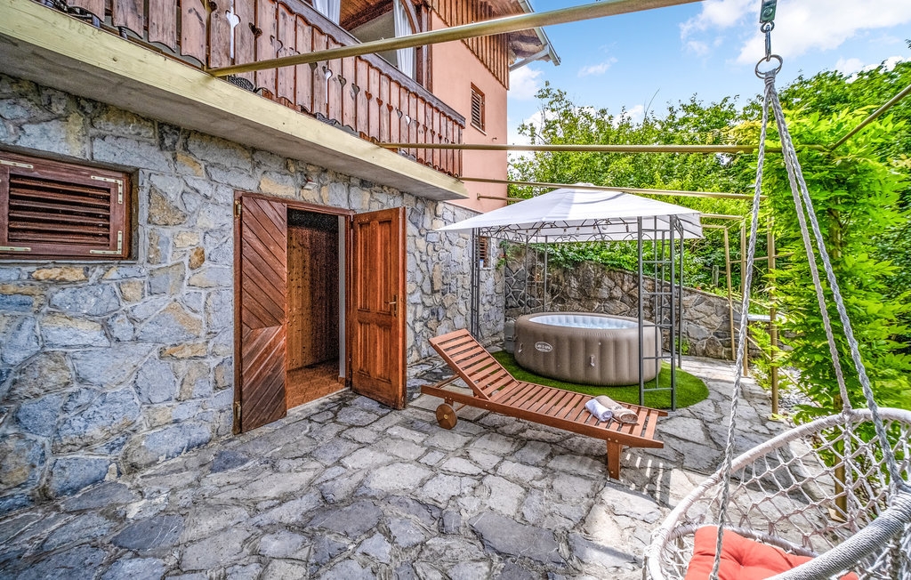 Two bedroom house with terrace Dragovanščak, Prigorje  K