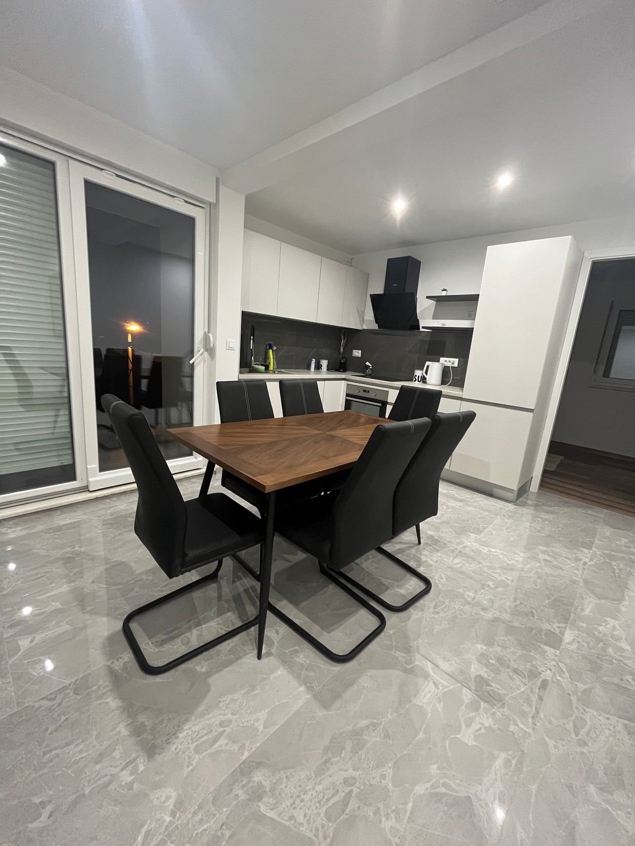 Three bedroom apartment with balcony Kaštel Štafilić, Kaštela  A-d