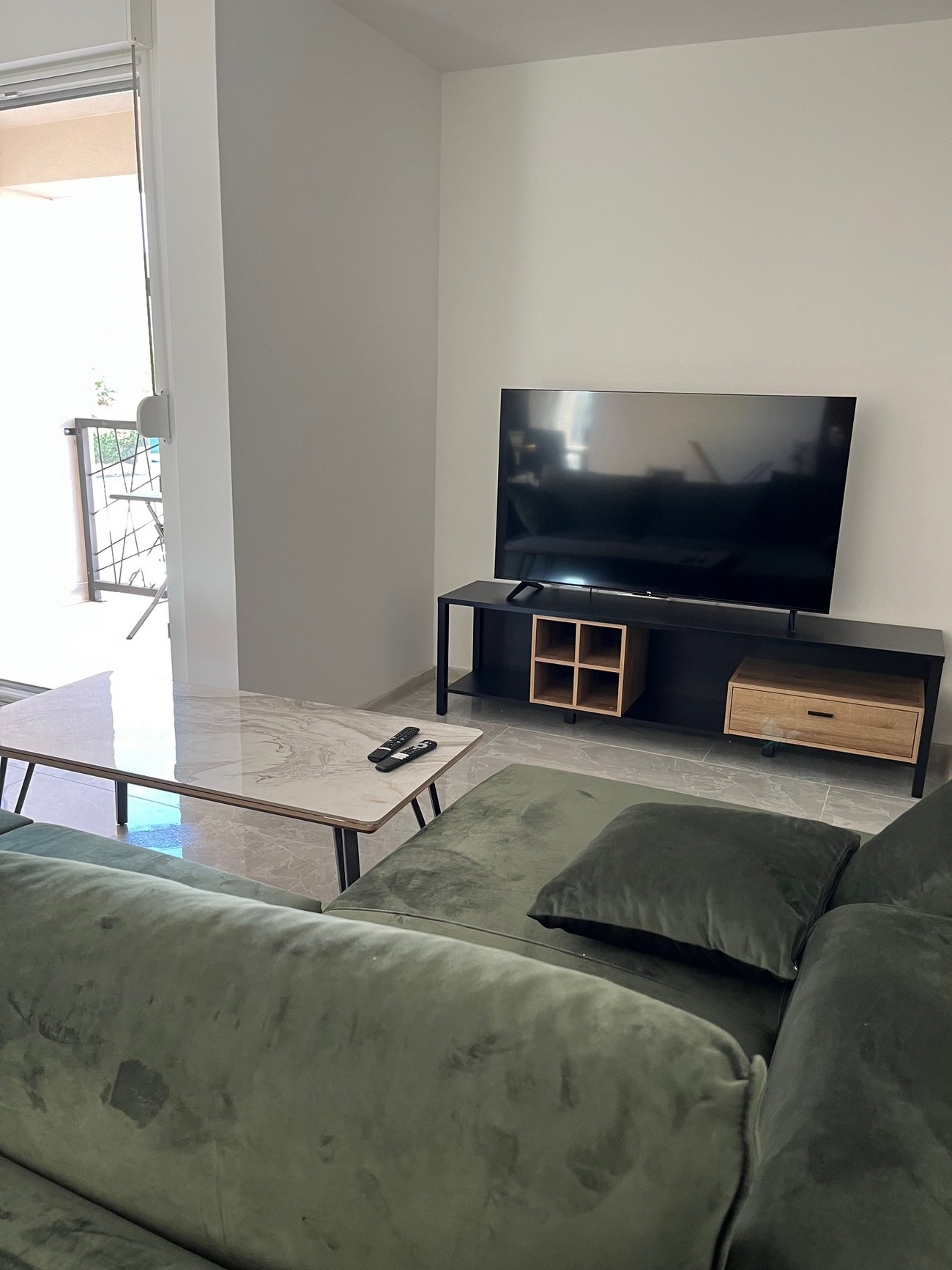 Three bedroom apartment with balcony Kaštel Štafilić, Kaštela (A-22533-d)