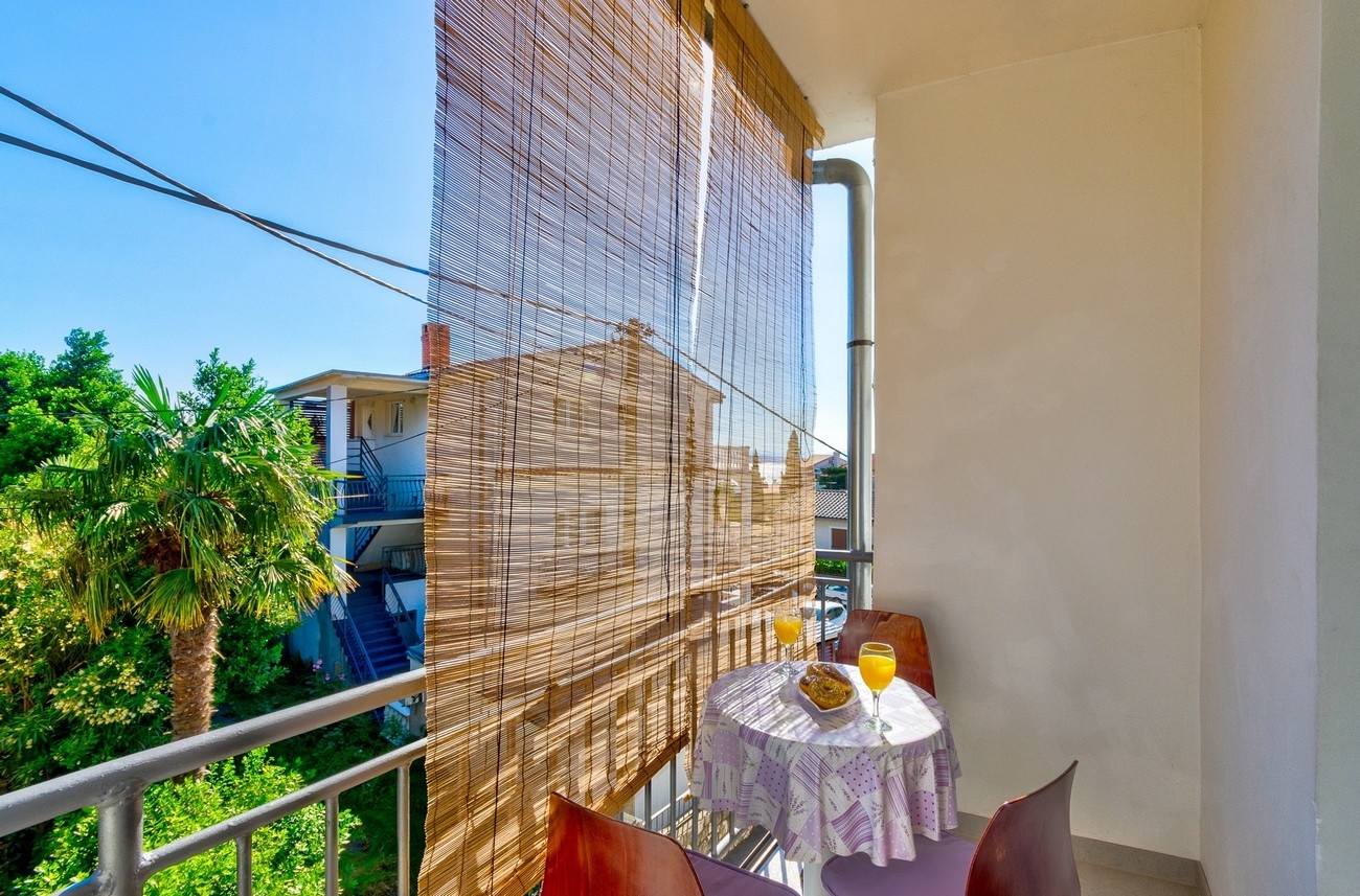 Studio flat with balcony Selce, Crikvenica  AS-b