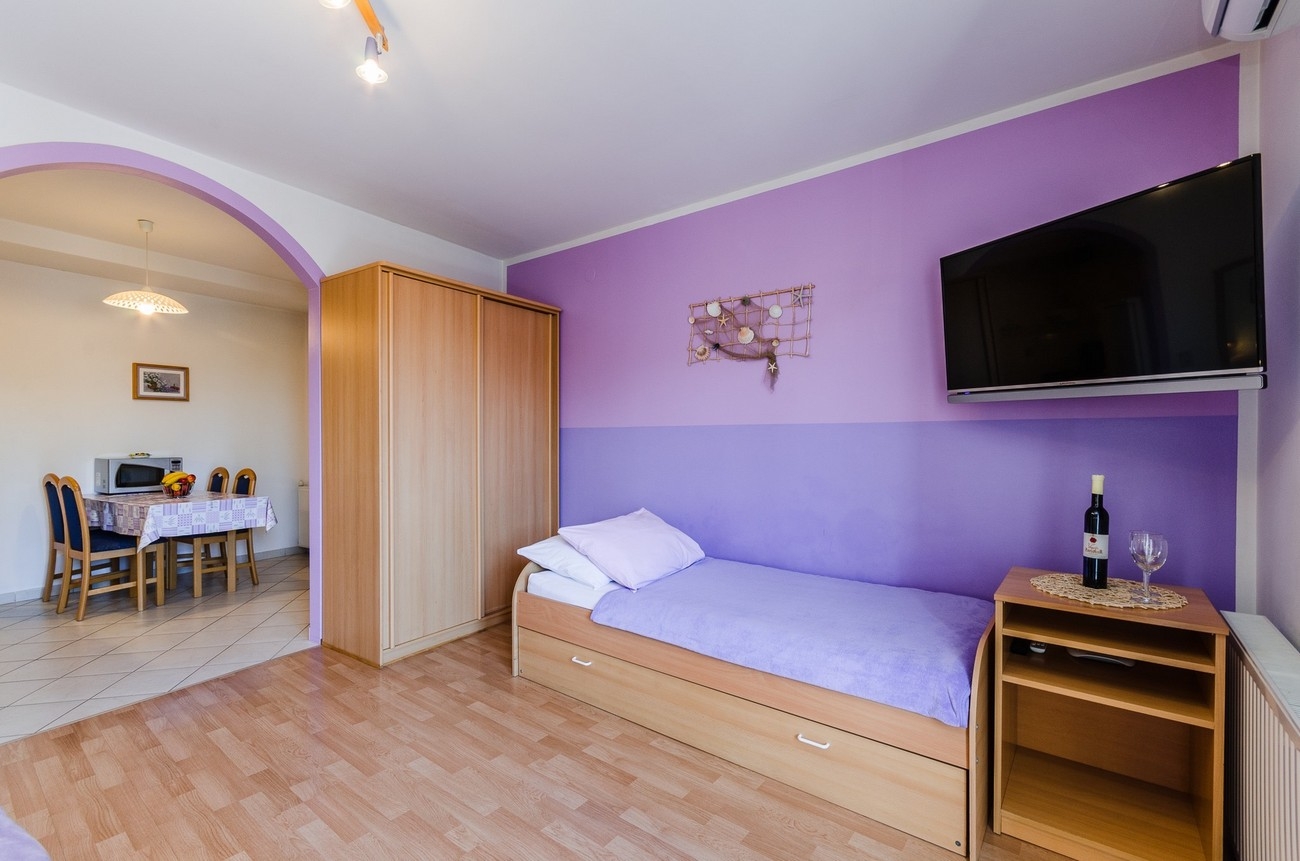 Studio flat with balcony Selce, Crikvenica  AS-b