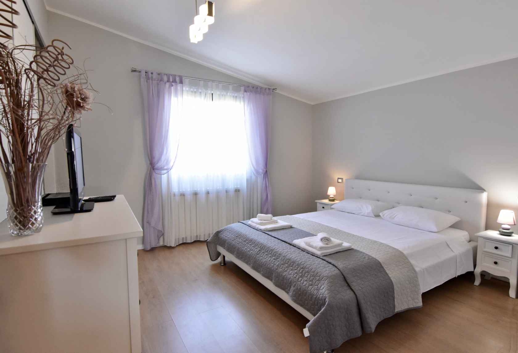 One bedroom apartment with balcony Sosi, Umag  A-a