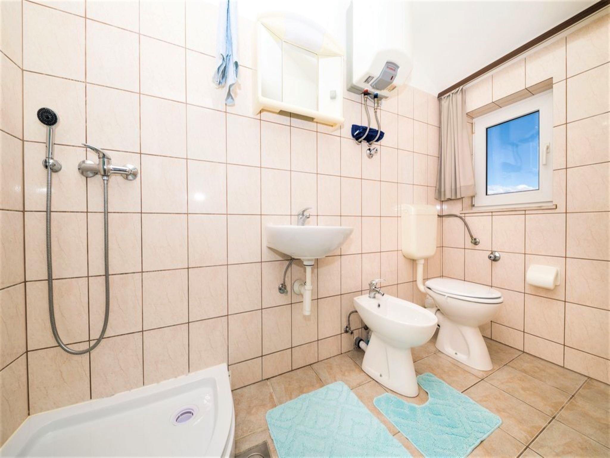 Two bedroom apartment with terrace Plano, Trogir  A-a
