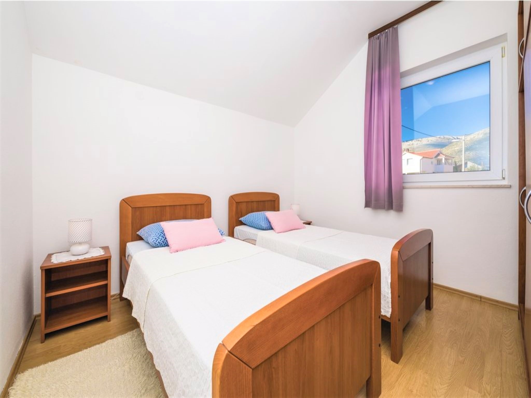 Two bedroom apartment with terrace Plano, Trogir  A-a