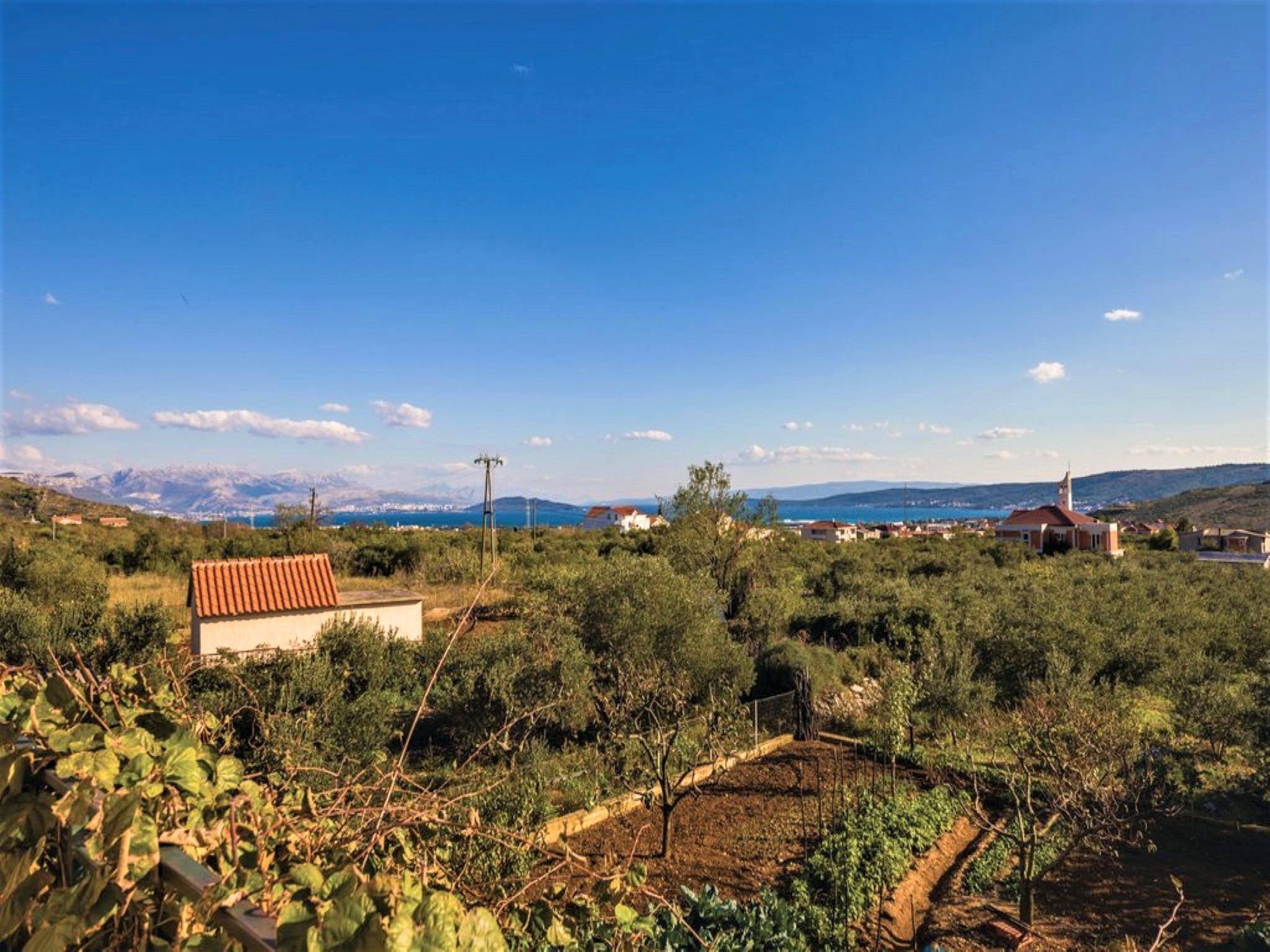 Two bedroom apartment with terrace Plano, Trogir  A-a