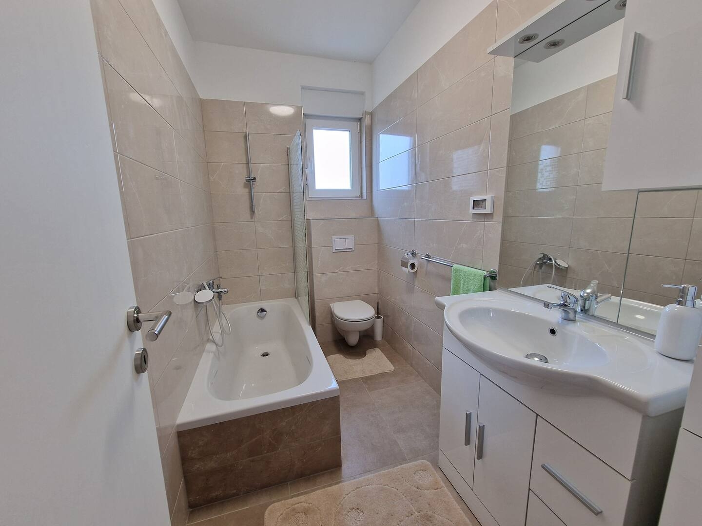 Top Rab Mundanije Top Rab Mundanije