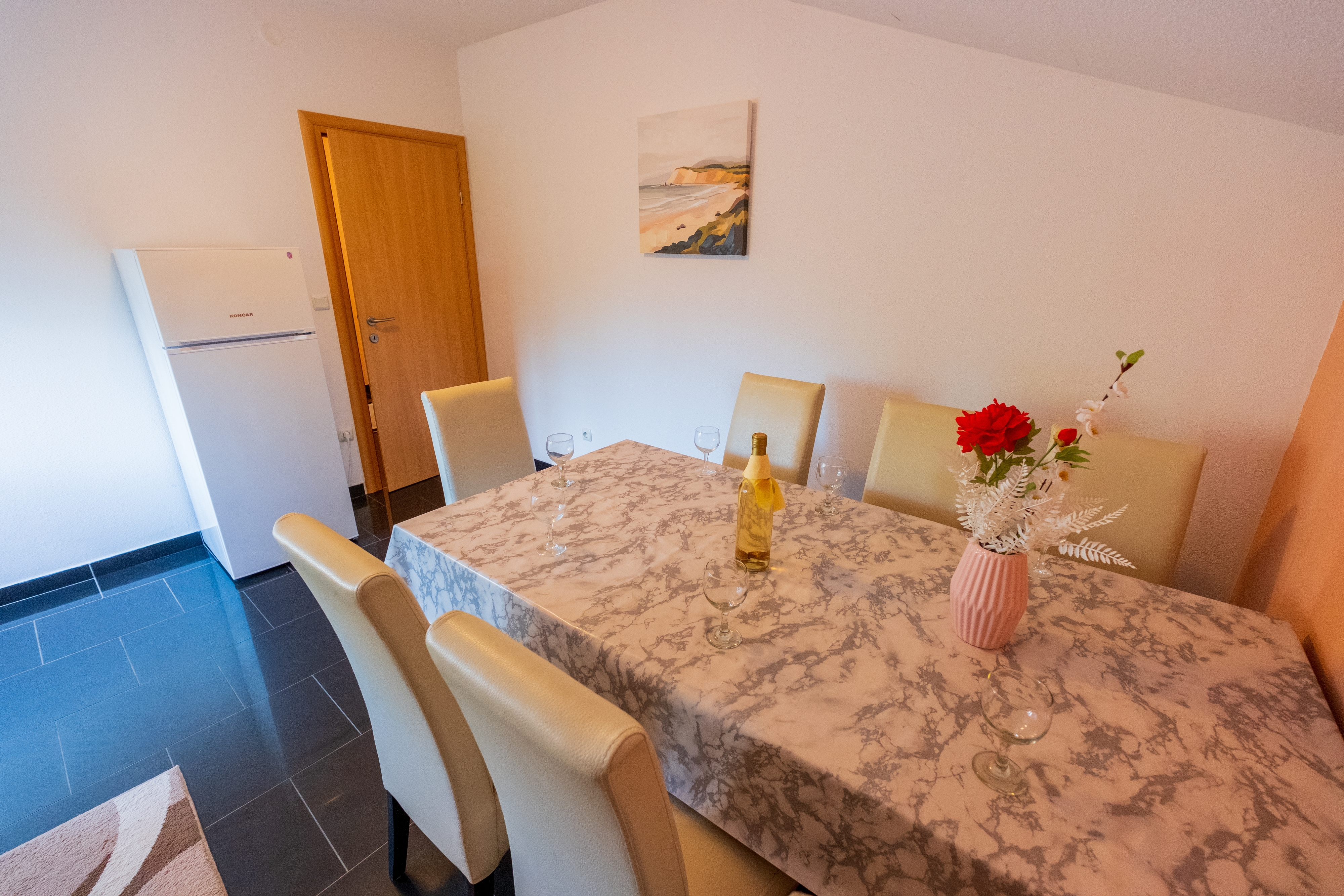 Three bedroom apartment with air-conditioning Vodice (A-22557-b)