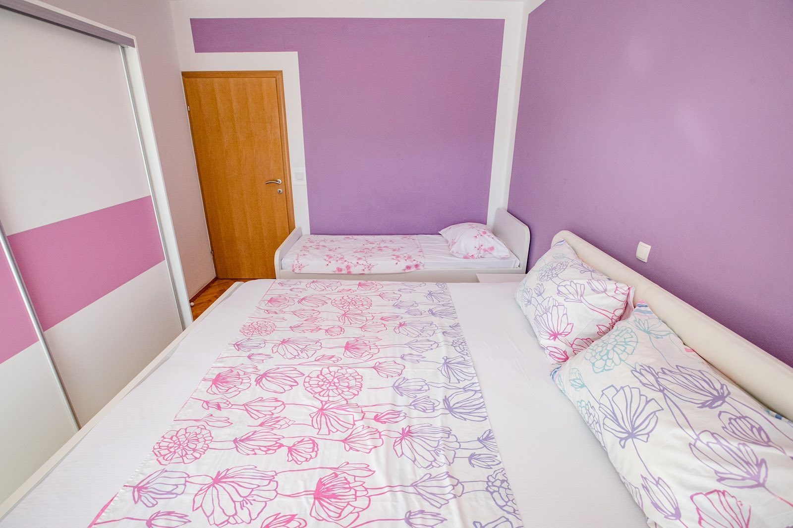 Three bedroom apartment with balcony Lopar, Rab  A-b