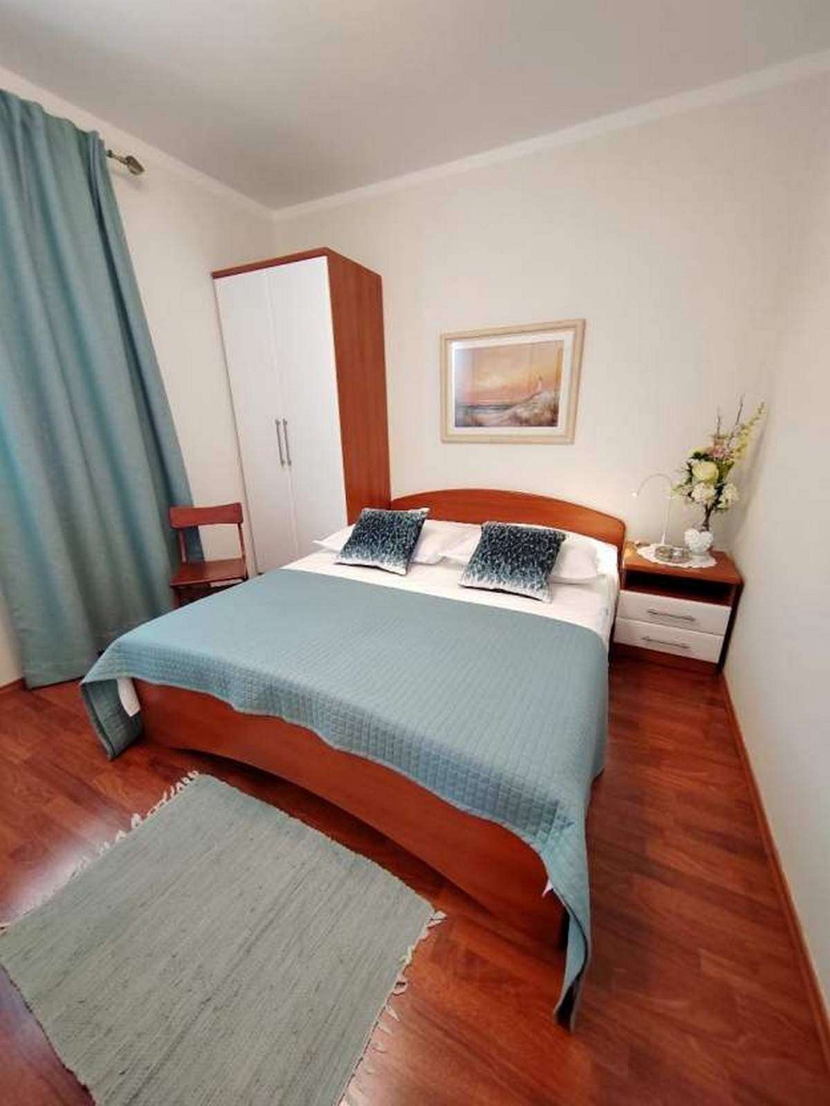 Top Rab Barbat Top Rab Barbat