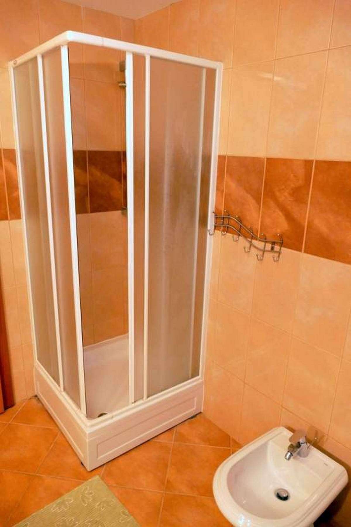 Two bedroom apartment with terrace Palit, Rab  A-b