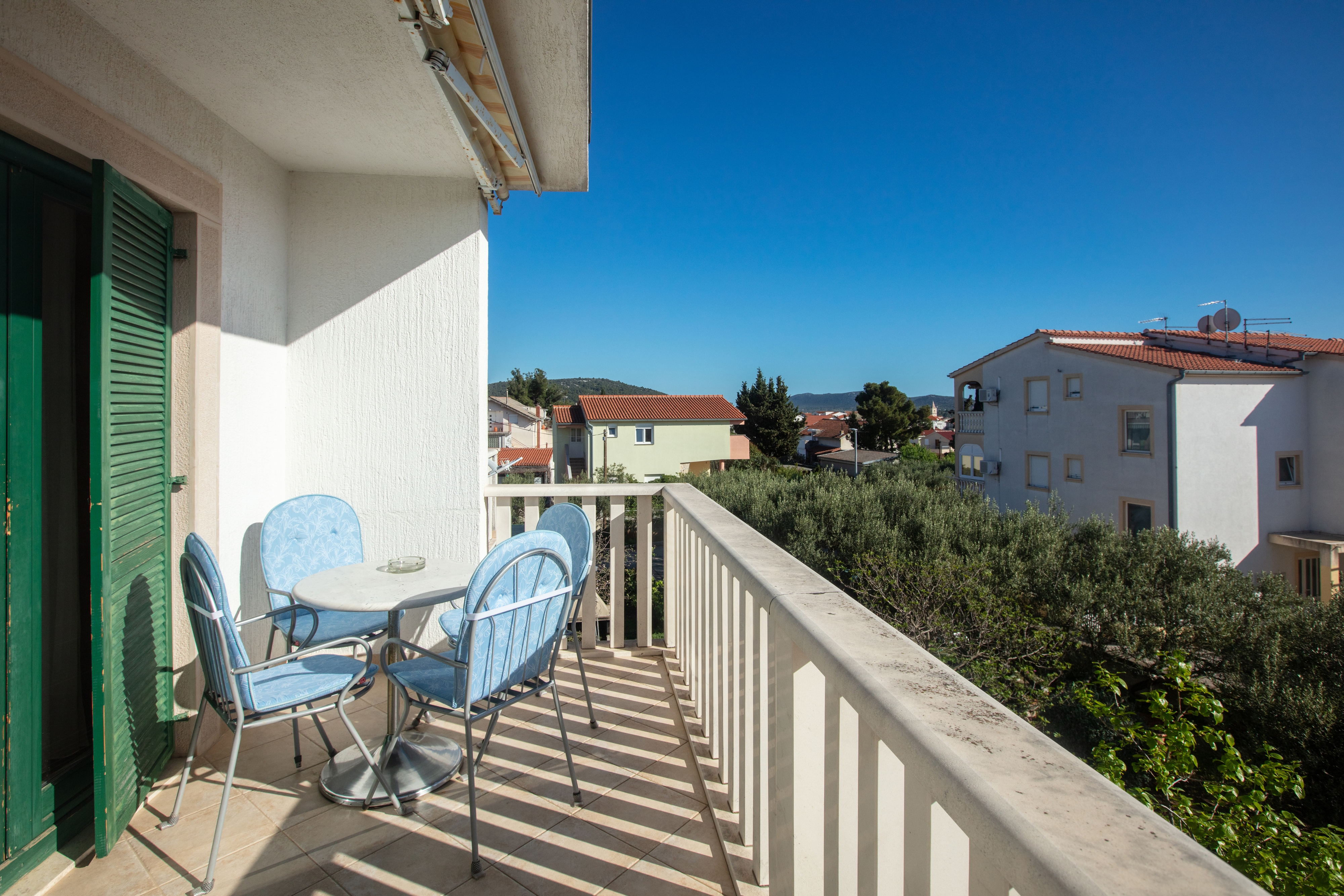 One bedroom apartment with balcony Pirovac, Šibenik  A-a