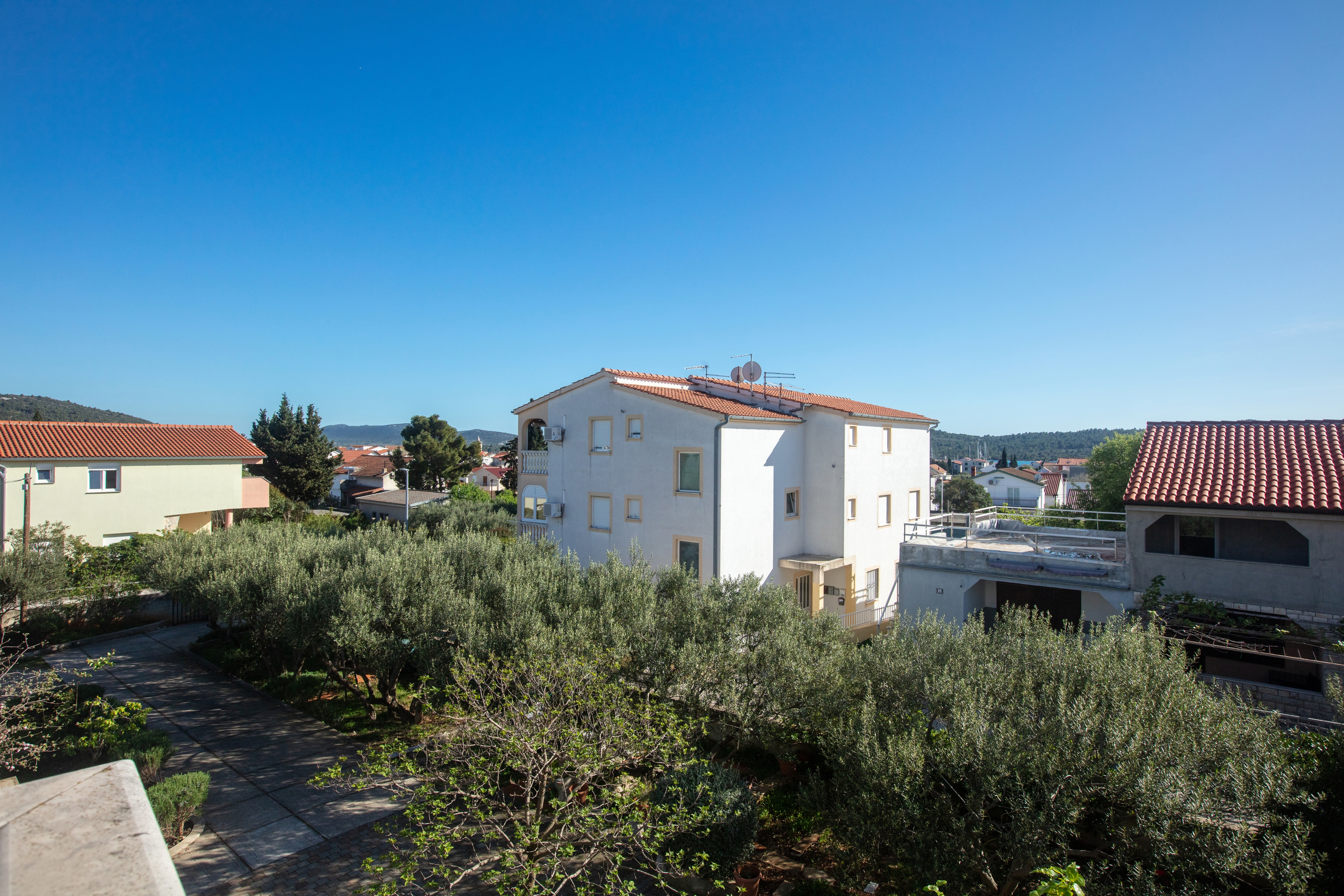 One bedroom apartment with balcony Pirovac, Šibenik  A-a