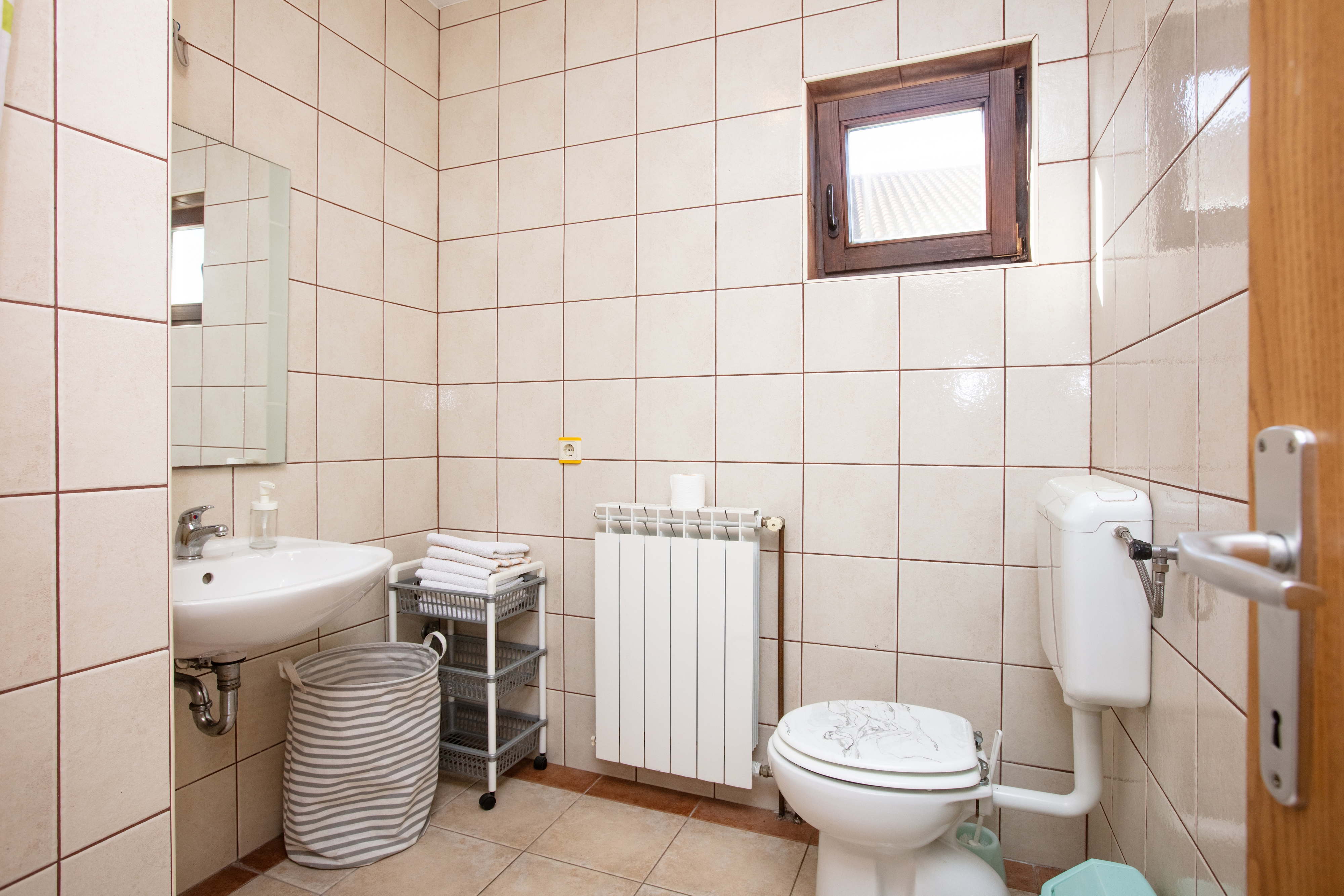 One bedroom apartment with balcony Pirovac, Šibenik  A-a