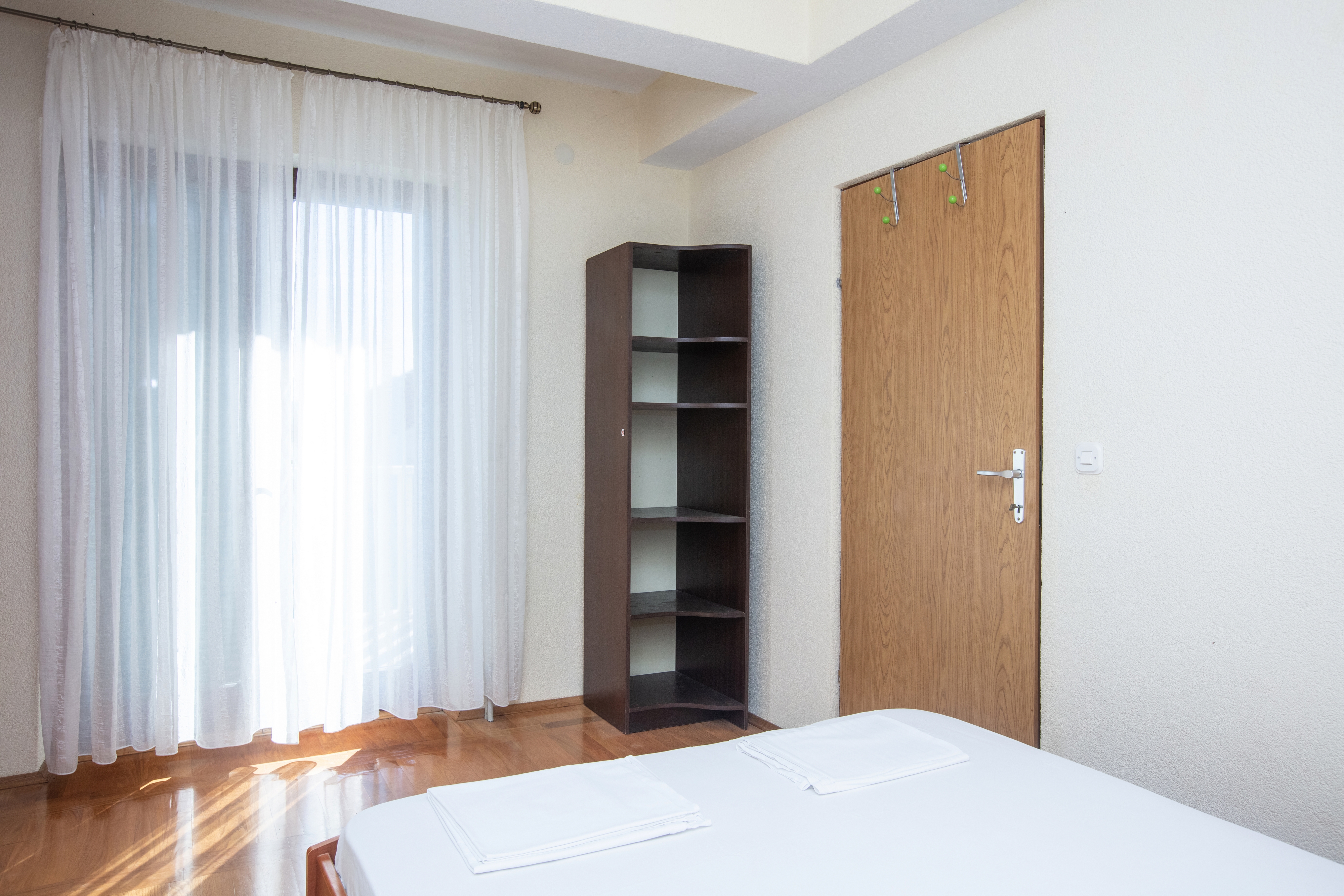 One bedroom apartment with balcony Pirovac, Šibenik  A-a