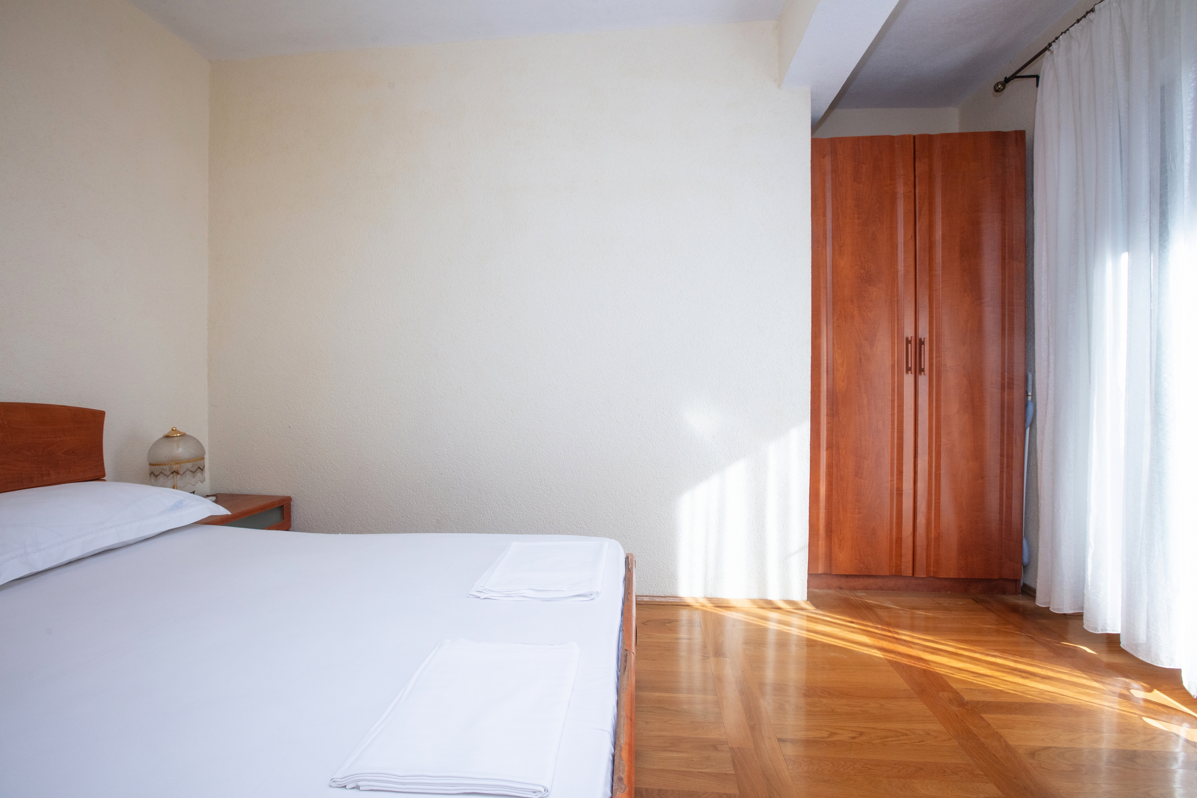 One bedroom apartment with balcony Pirovac, Šibenik  A-a