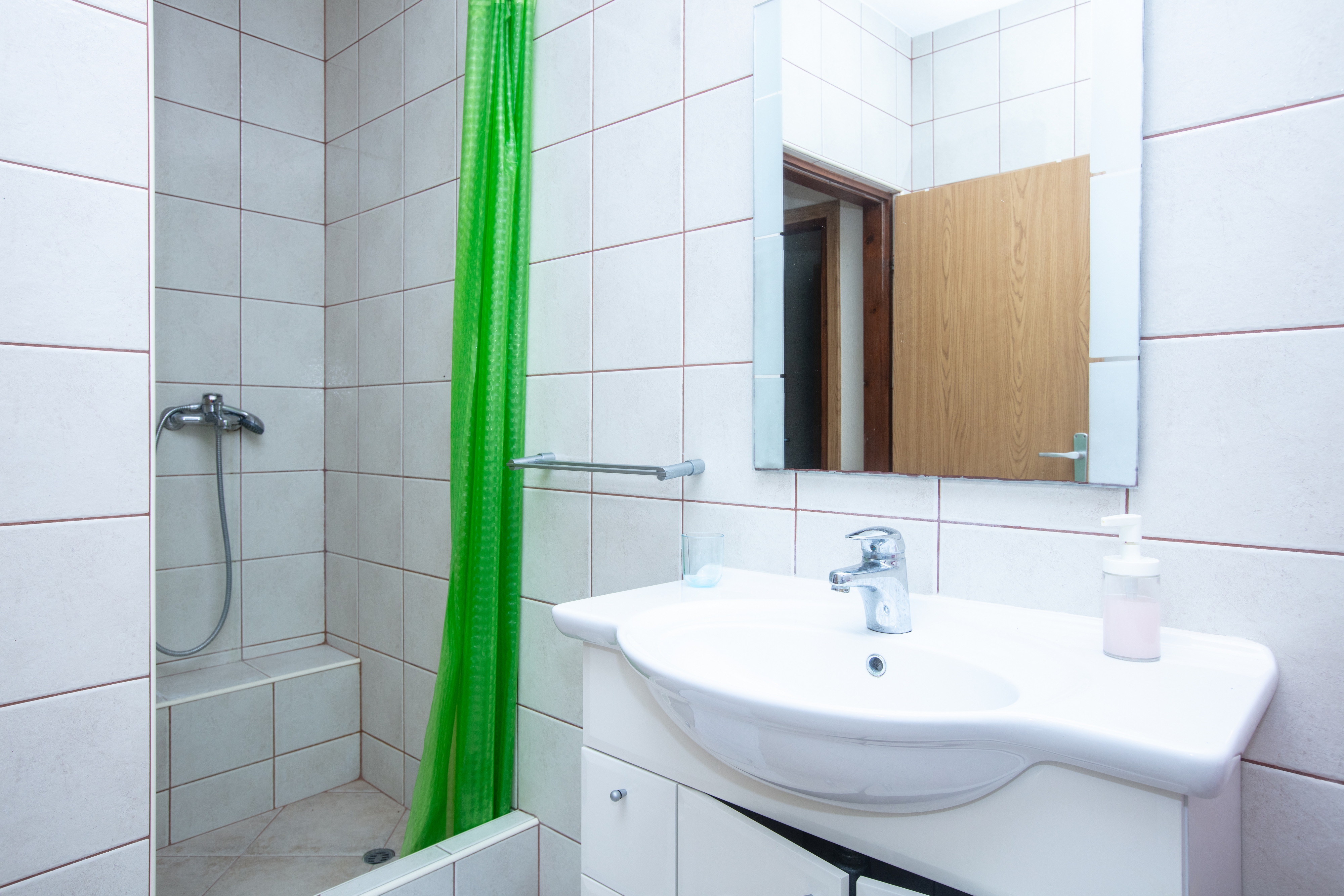 Two bedroom apartment with balcony and sea view Pirovac, Šibenik  A-b