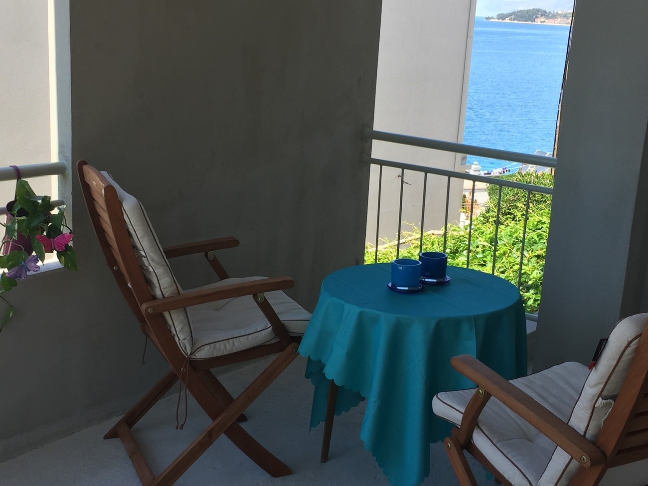 Two bedroom apartment with terrace and sea view Drašnice, Makarska  A-b