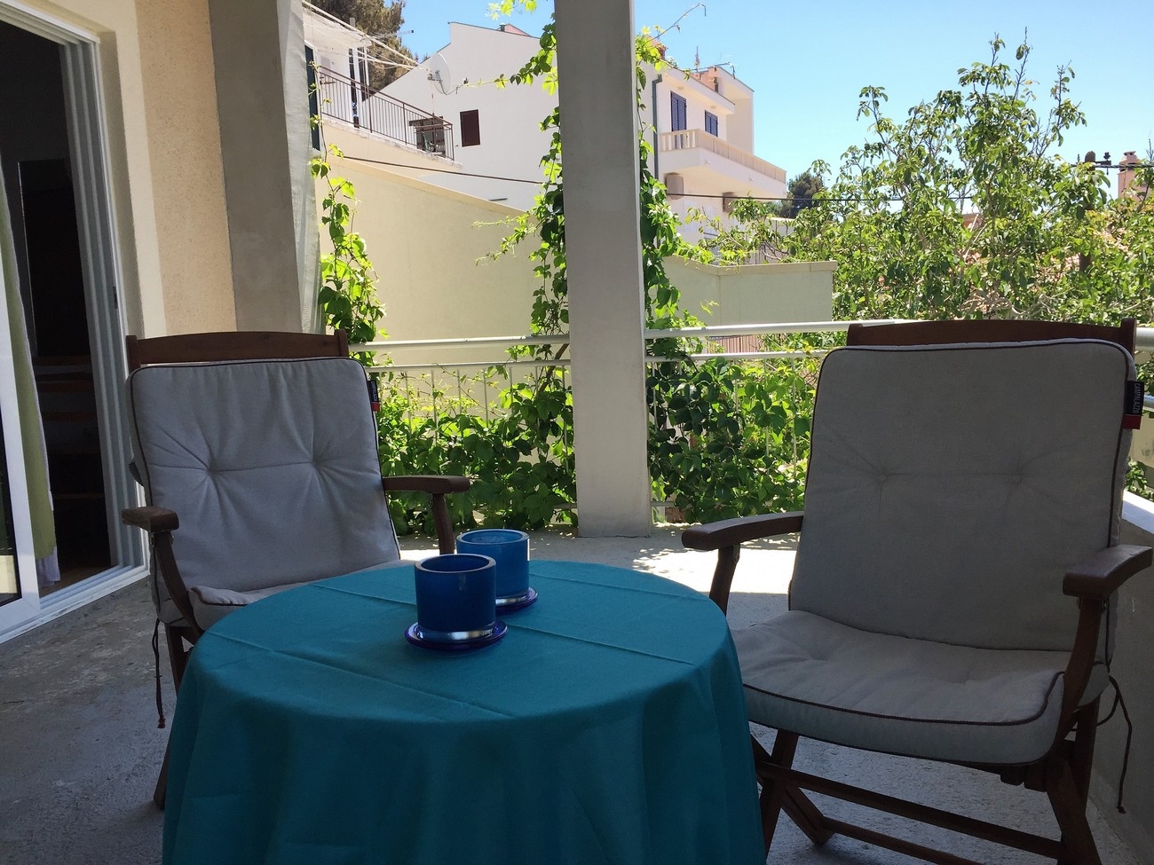 Two bedroom apartment with terrace and sea view Drašnice, Makarska  A-b