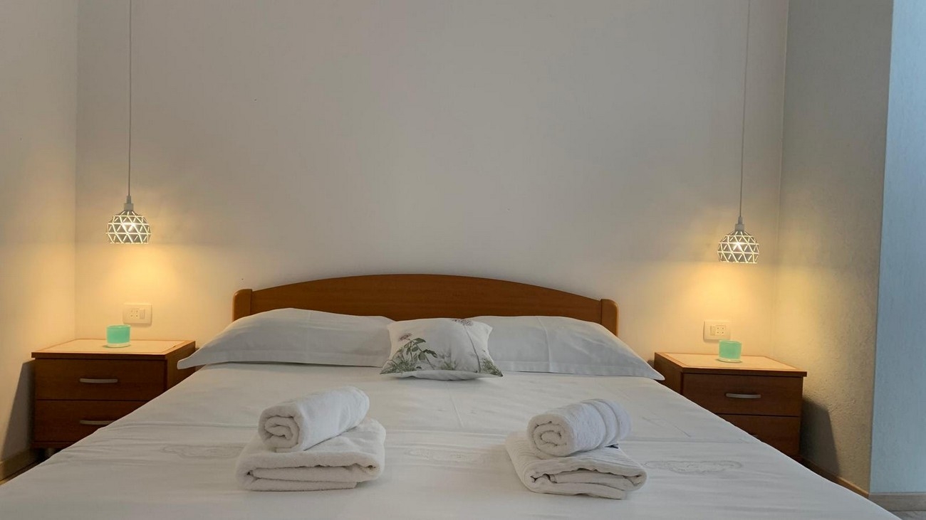 One bedroom apartment with terrace and sea view Drašnice, Makarska  A-d