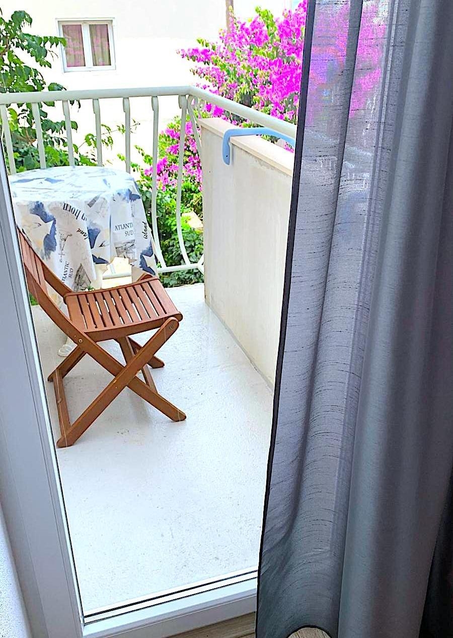 One bedroom apartment with terrace and sea view Drašnice, Makarska  A-d