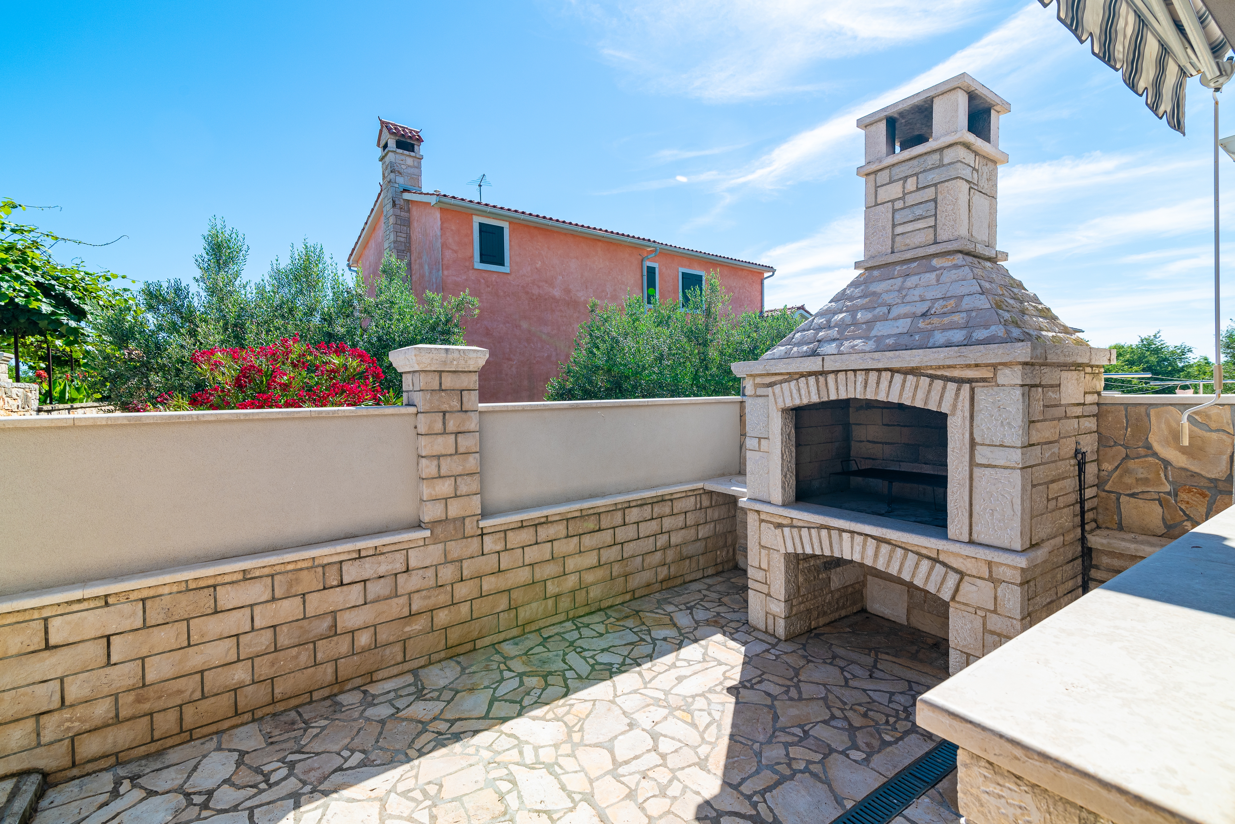 Four bedroom house with terrace Gajana, Fažana  K