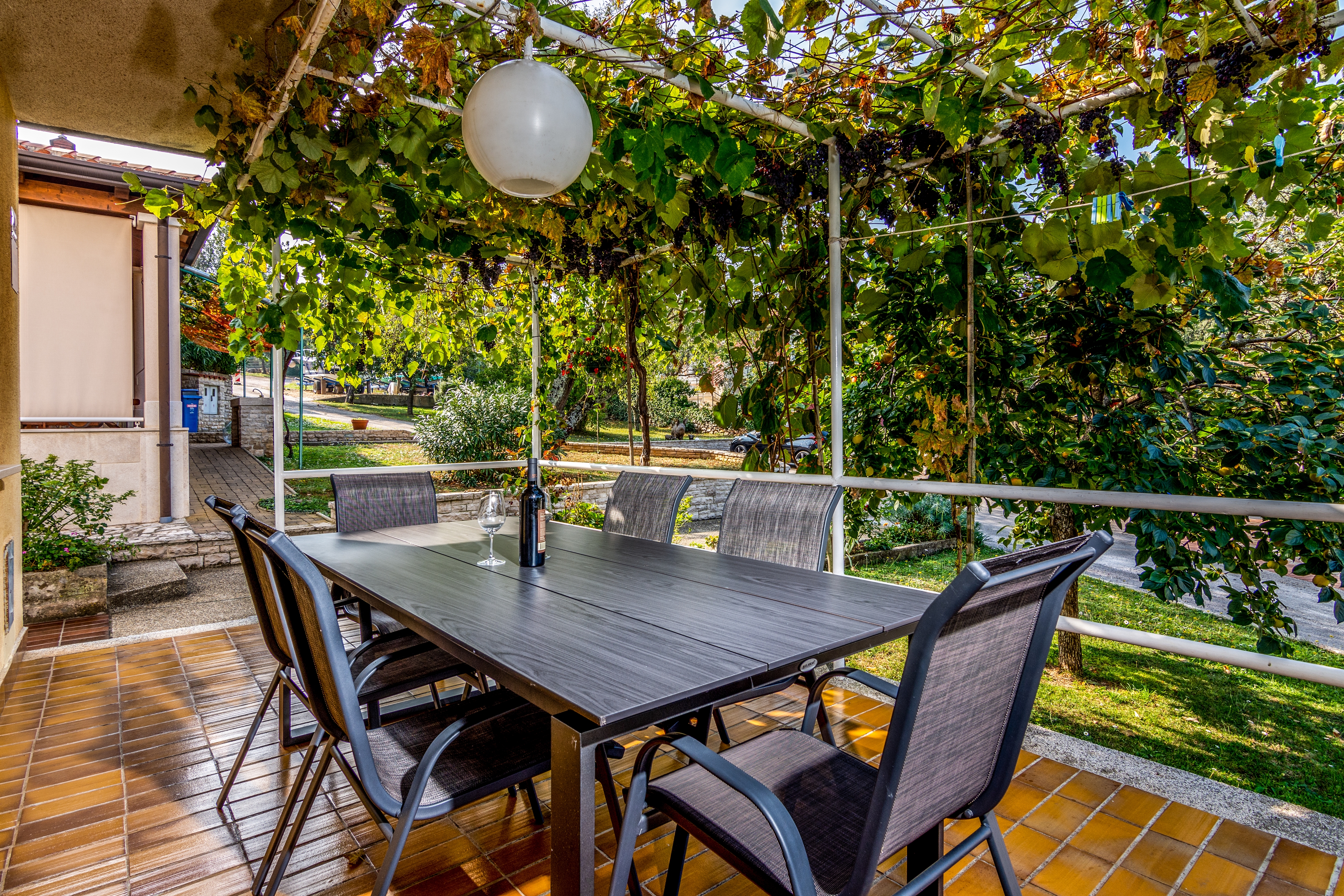 Three bedroom apartment with terrace Banjole, Pula (A-2258-a) Three bedroom apartment with terrace Banjole, Pula (A-2258-a)