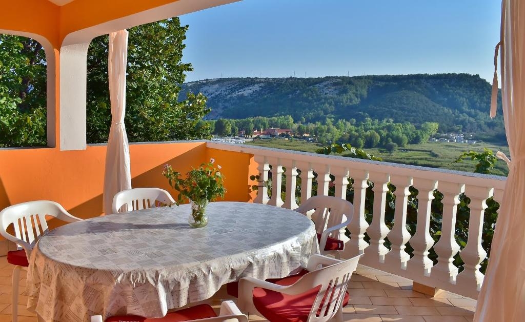 Two bedroom apartment with balcony and sea view Lopar, Rab (A-22583-d) Two bedroom apartment with balcony and sea view Lopar, Rab (A-22583-d)