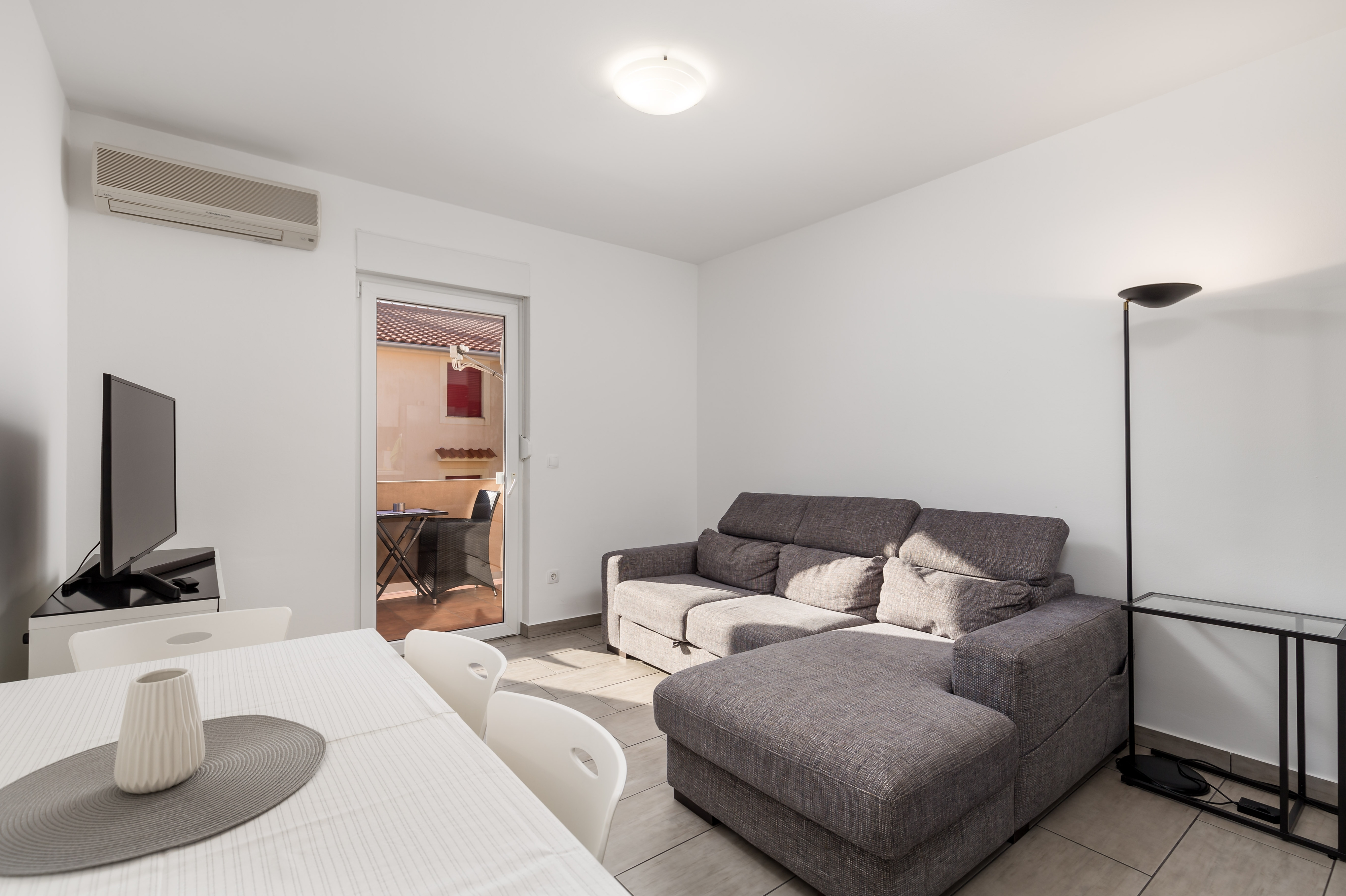 Top Rab Barbat Top Rab Barbat