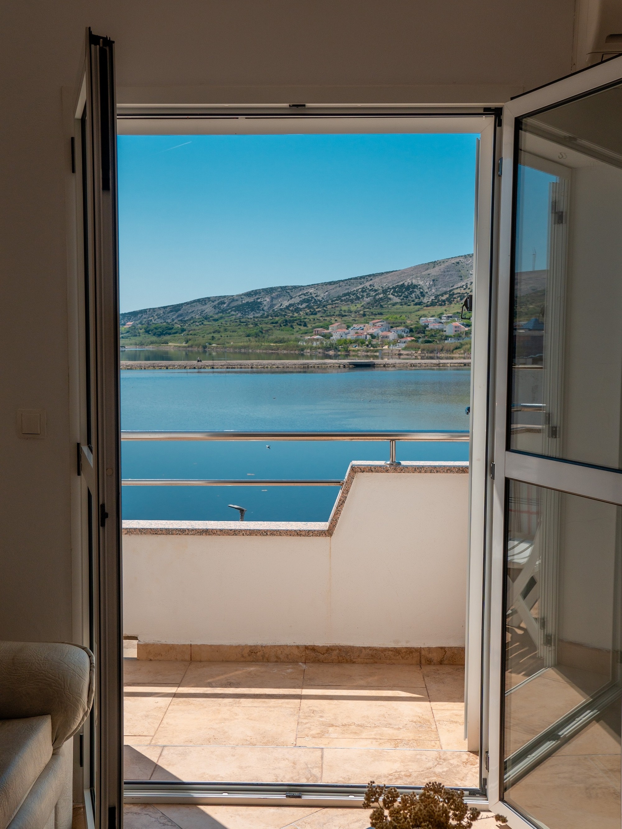 Two bedroom apartment with terrace and sea view Pag  A-a