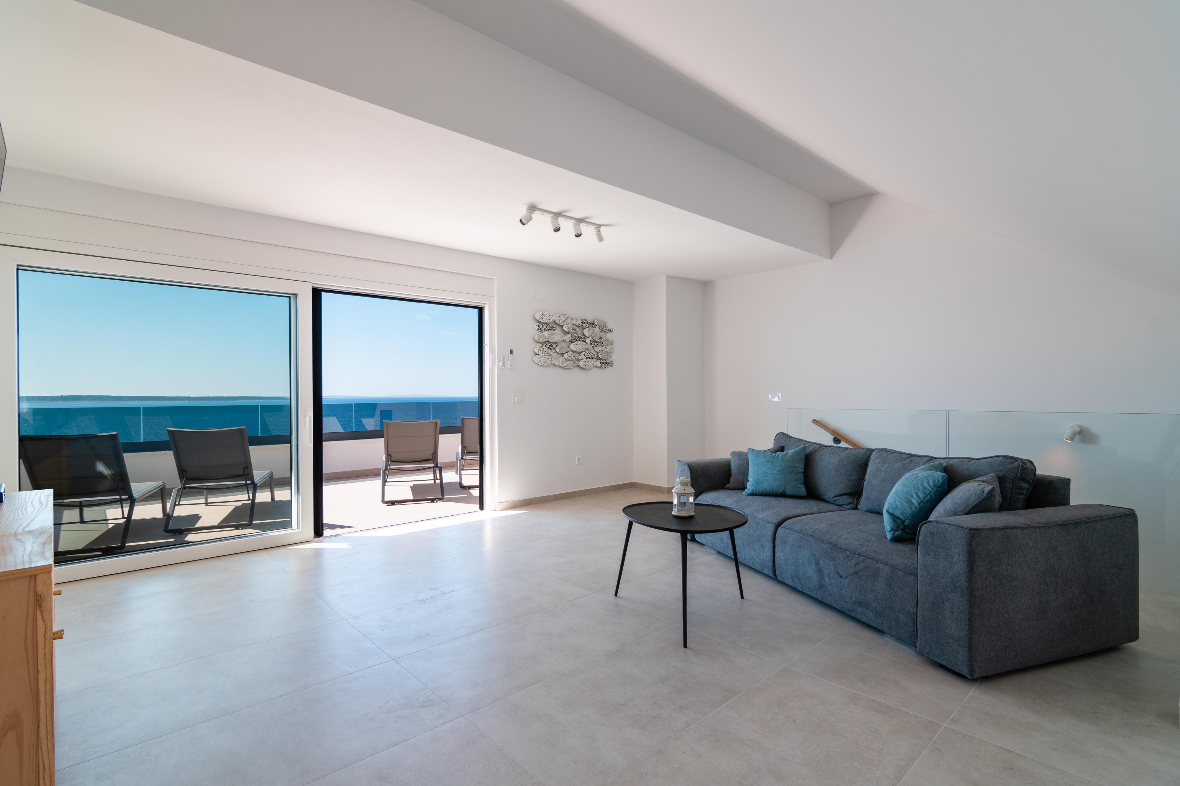 Two bedroom apartment with terrace and sea view Mandre, Pag  A-a