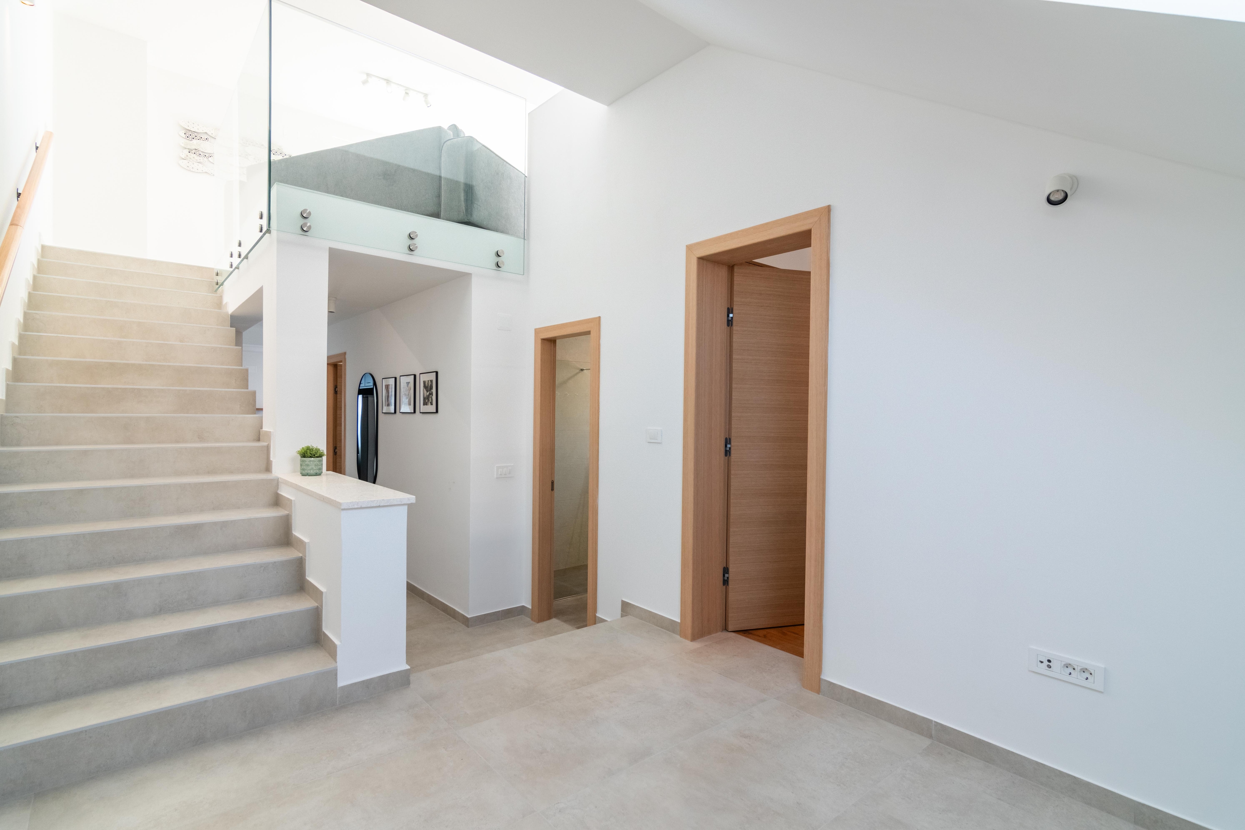 Two bedroom apartment with terrace and sea view Mandre, Pag  A-b
